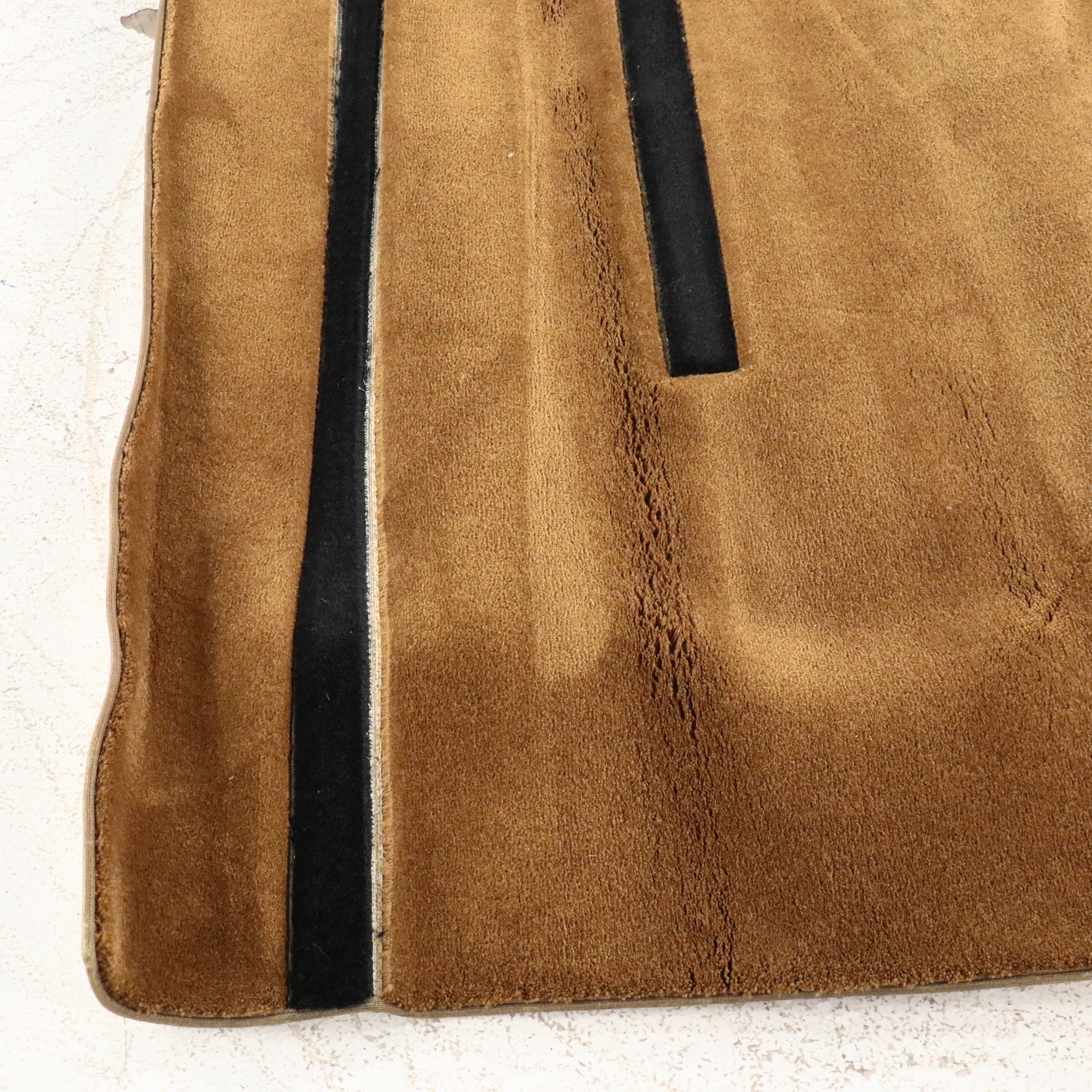 6'11 x 9'11 Machine-Made Custom Tufted Masland Area Rug