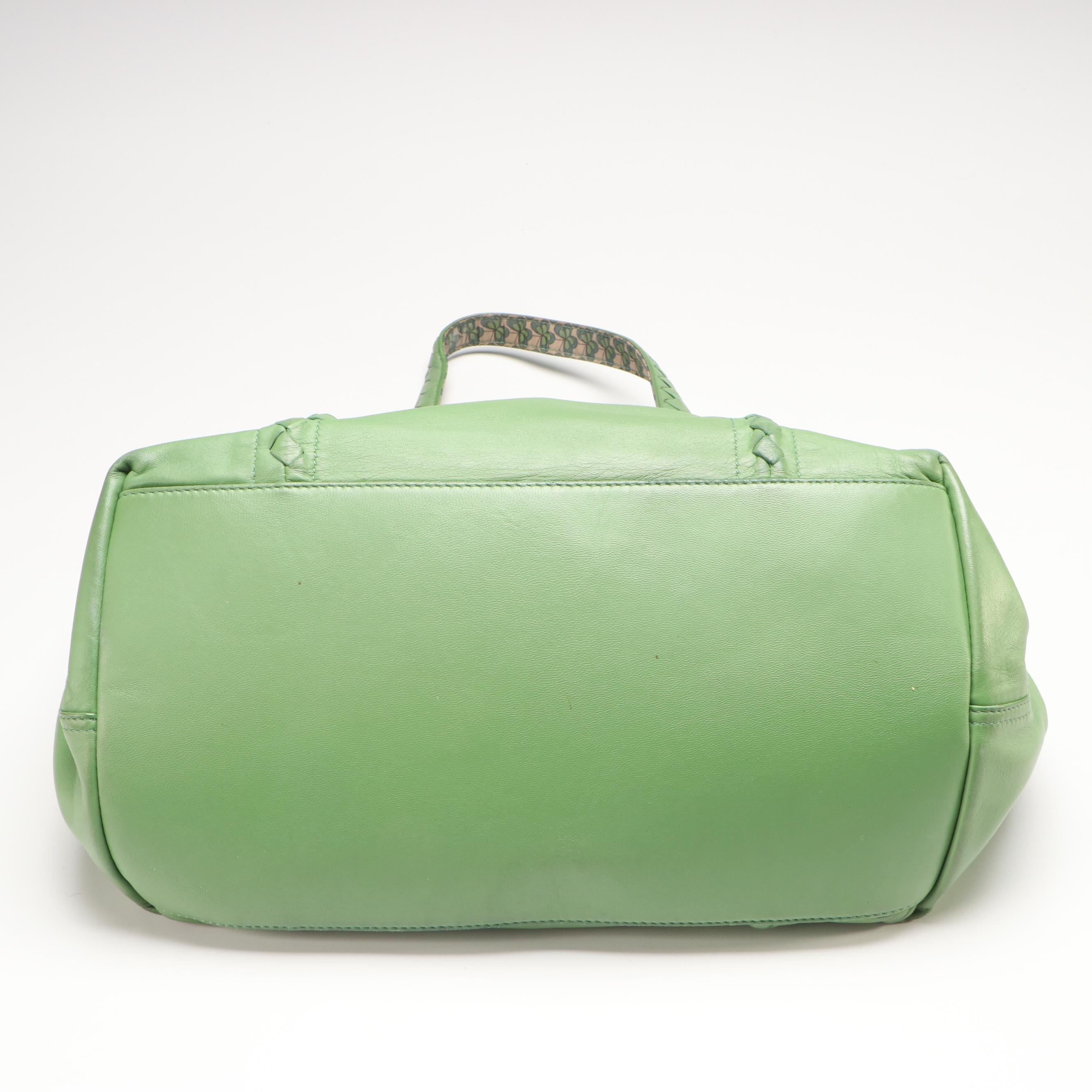 Bottega Veneta Reversible Tote in Green Leather