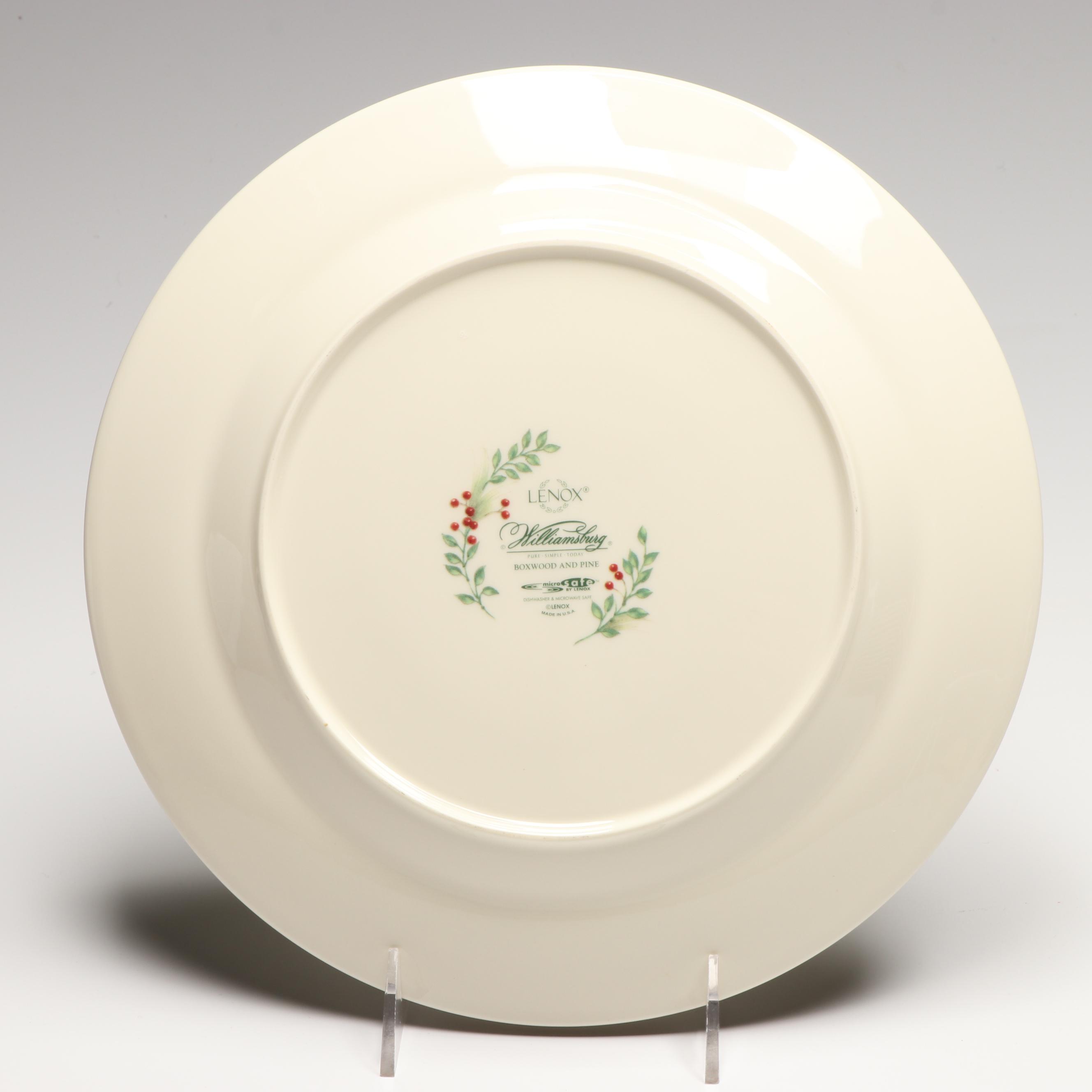 Lenox "Williamsburg Boxwood & Pine" Porcelain Dinner Plates, Early 21st Century