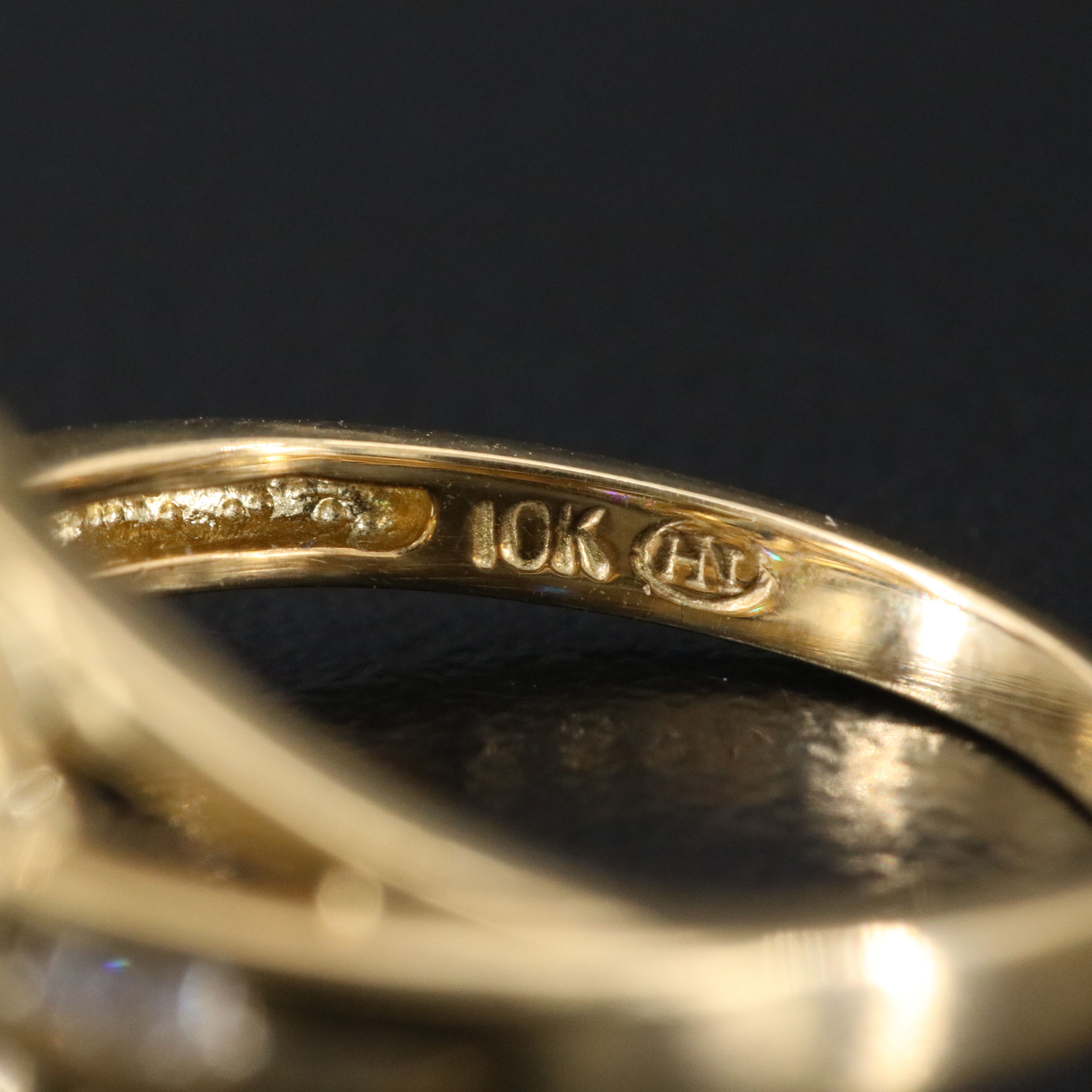 10K 0.12 CTW Diamond Heart Ring