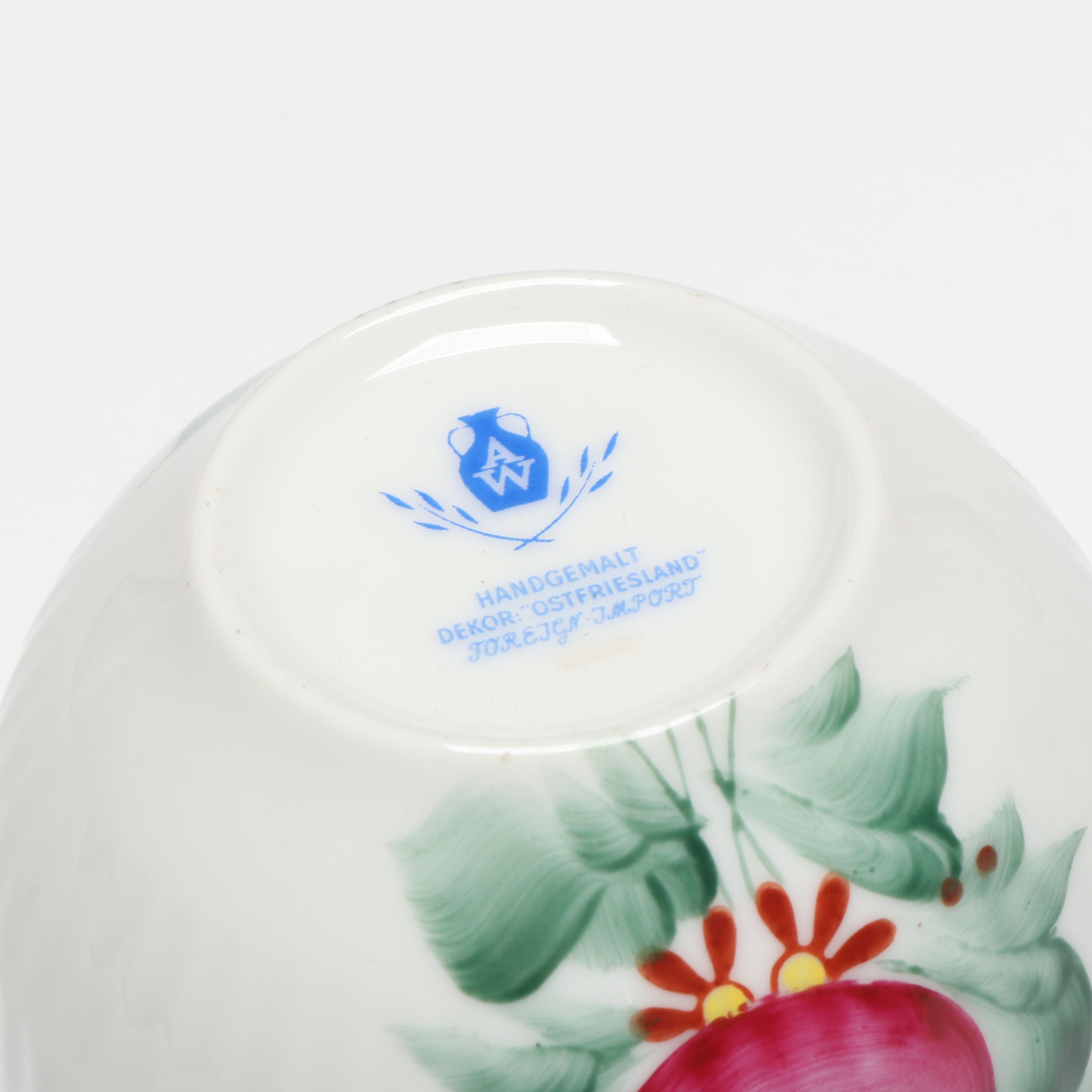 August Warnecke "Ostfreisland" Porcelain Tea Set with Dessert Plates