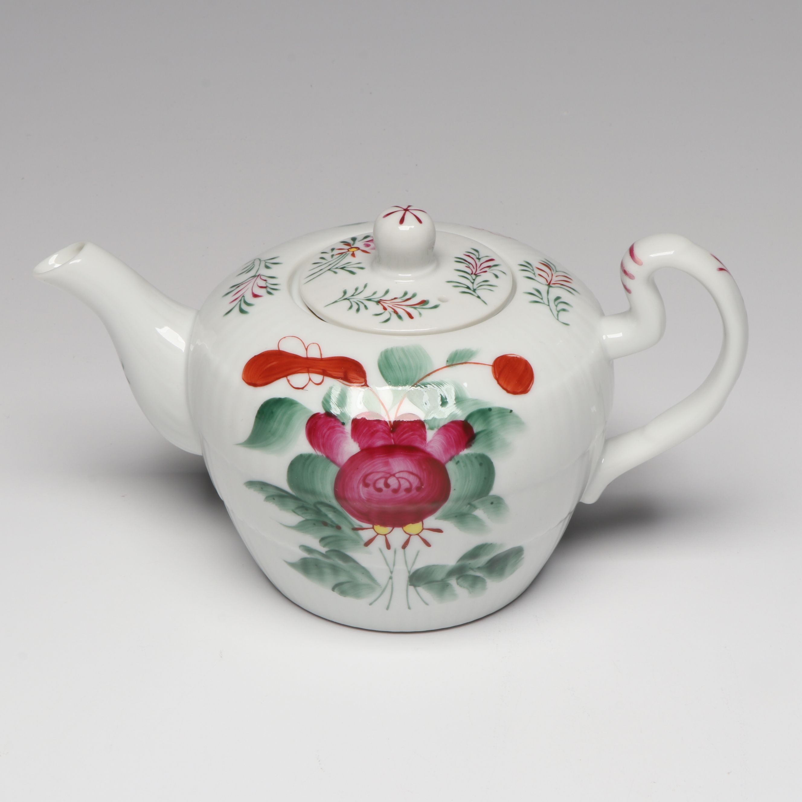 August Warnecke "Ostfreisland" Porcelain Tea Set with Dessert Plates