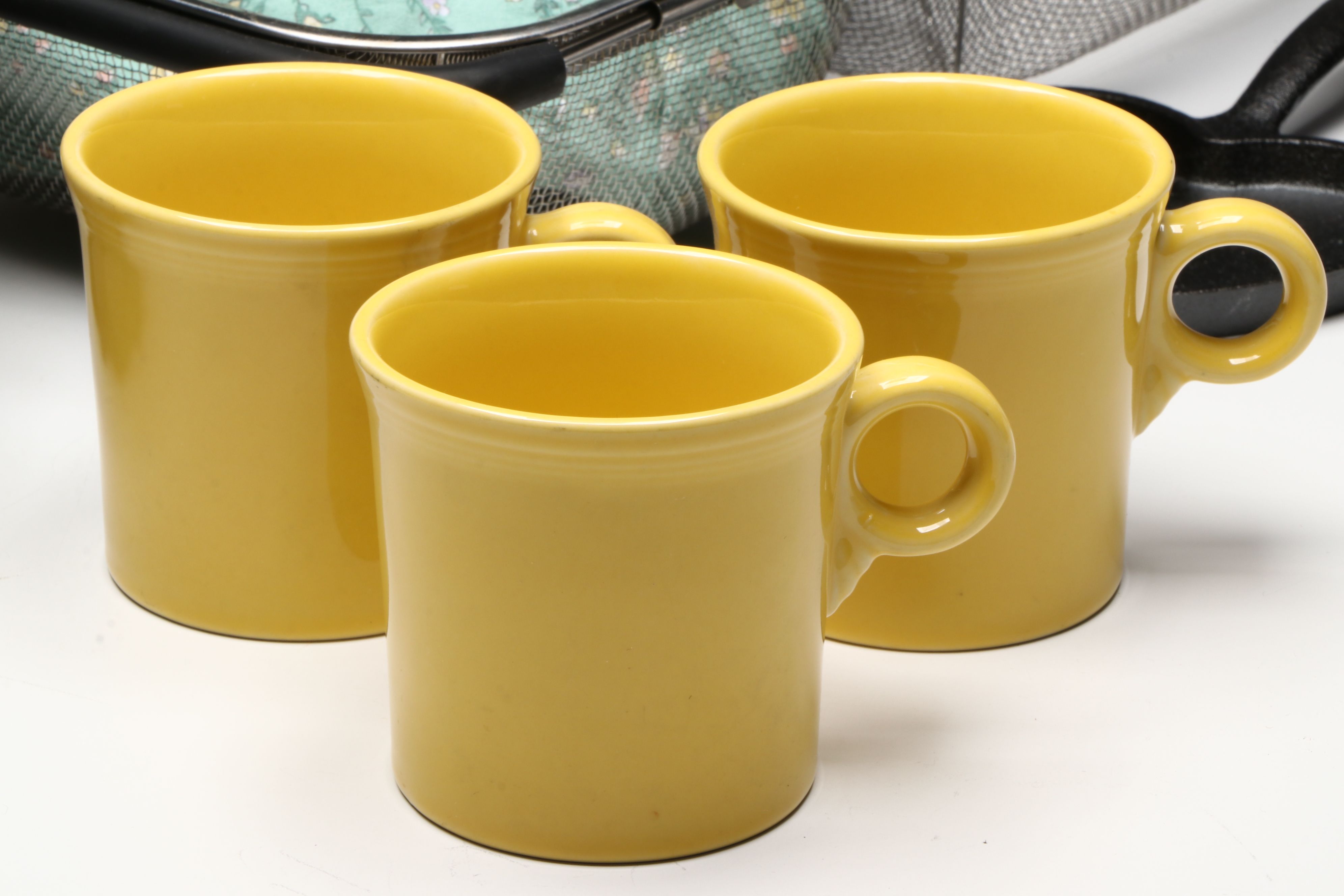 The Pampered Chef Stoneware Muffin Pan with Romertopf Clay Baking Dish and More