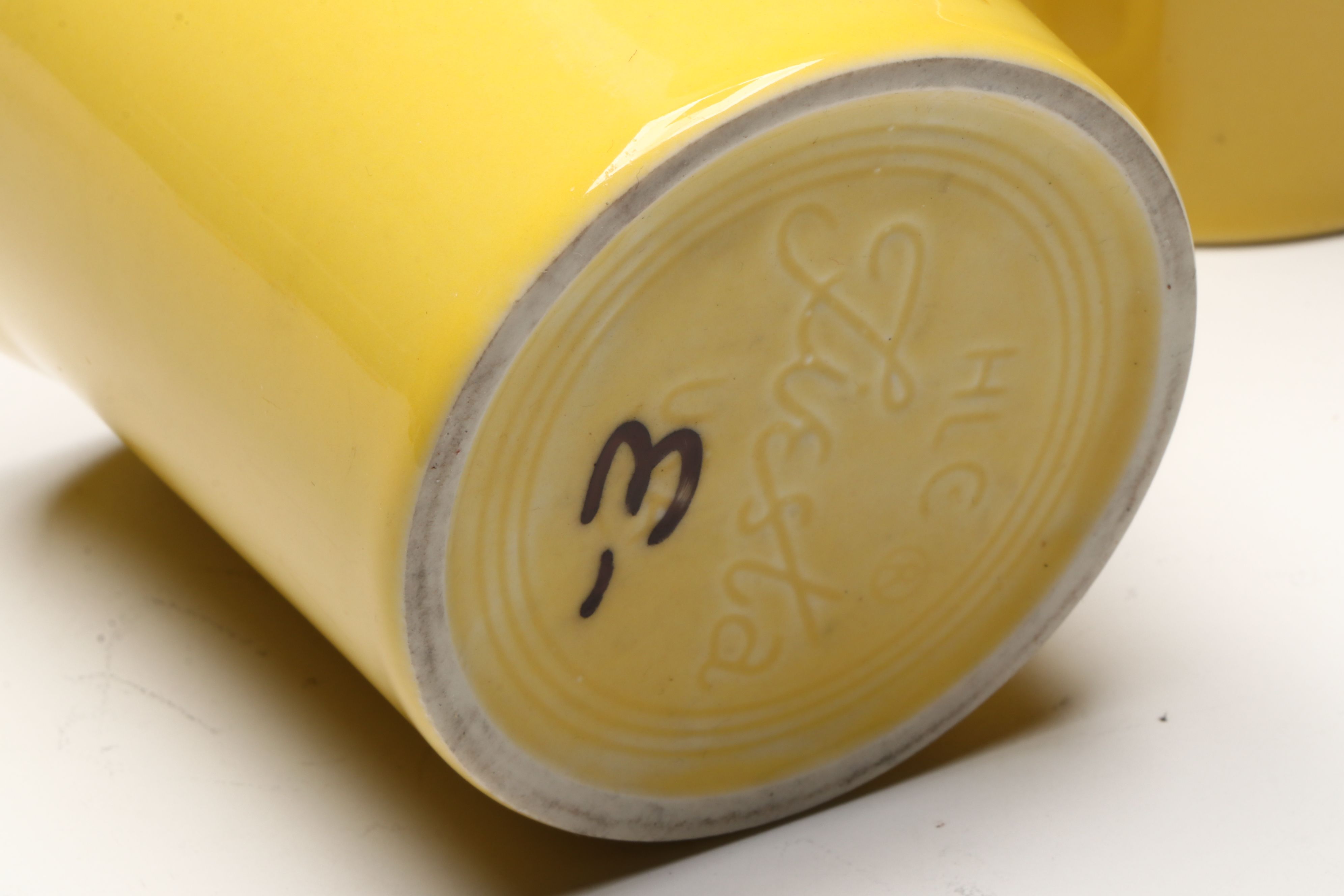 The Pampered Chef Stoneware Muffin Pan with Romertopf Clay Baking Dish and More