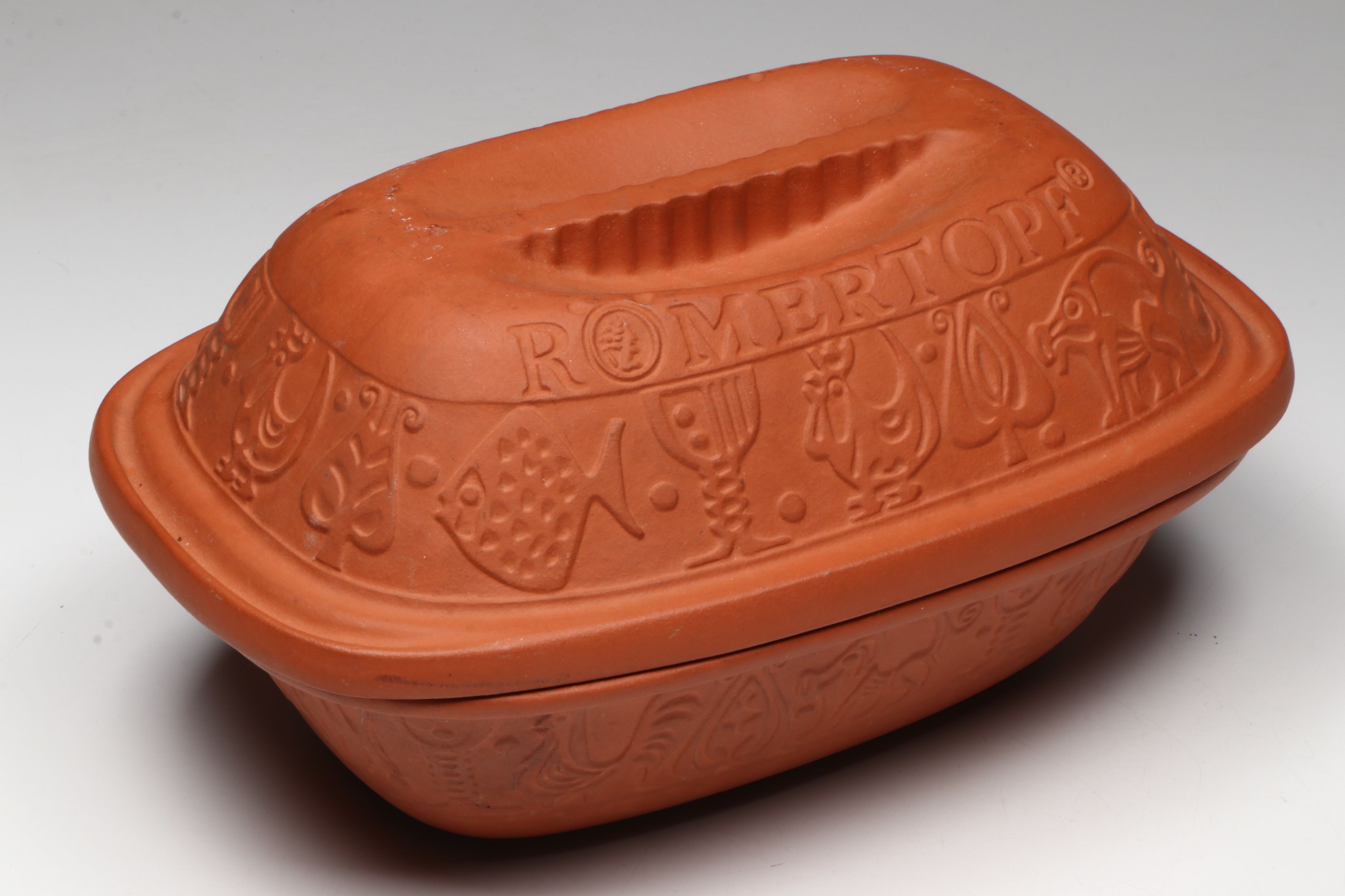 The Pampered Chef Stoneware Muffin Pan with Romertopf Clay Baking Dish and More