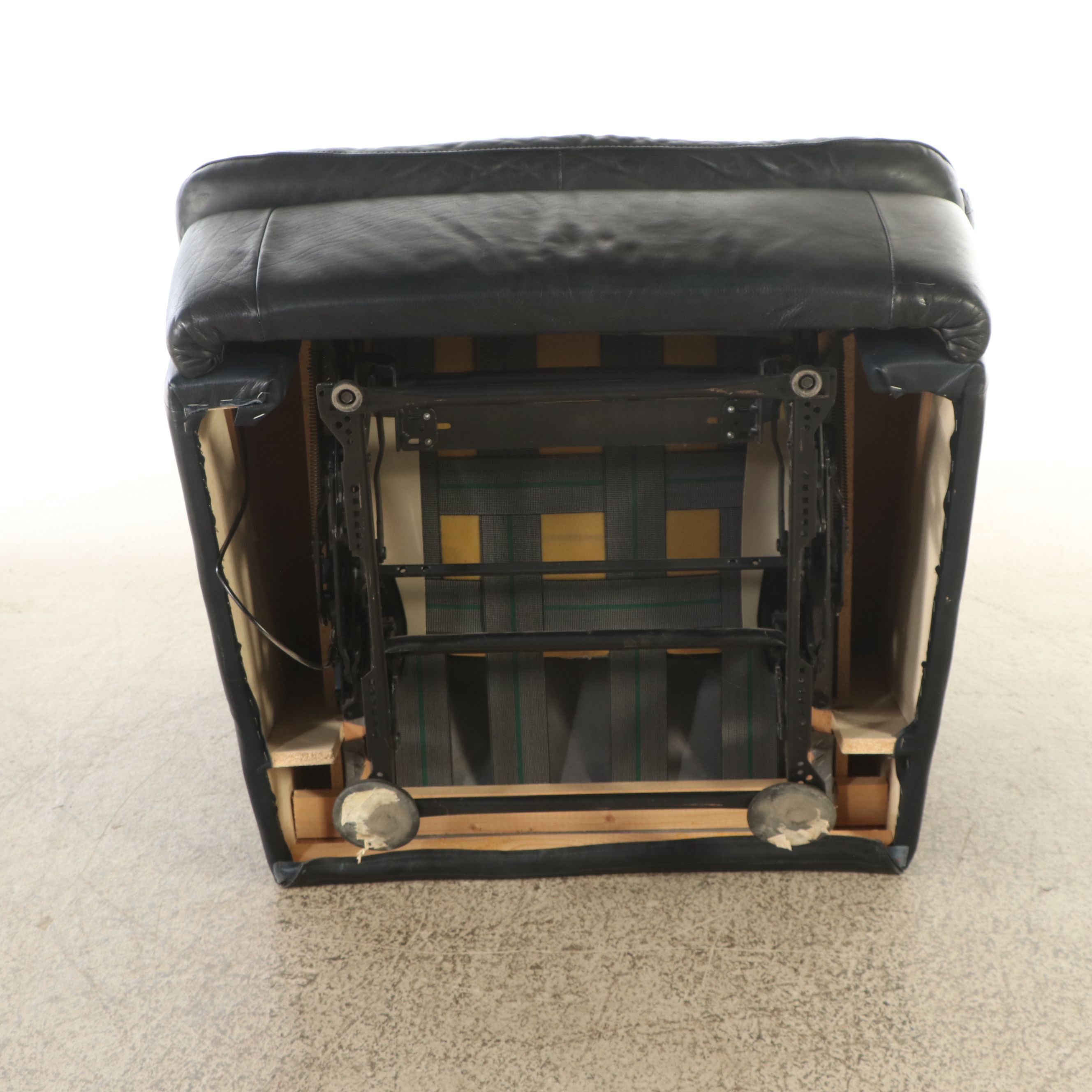 Sofa Express Leather Recliner