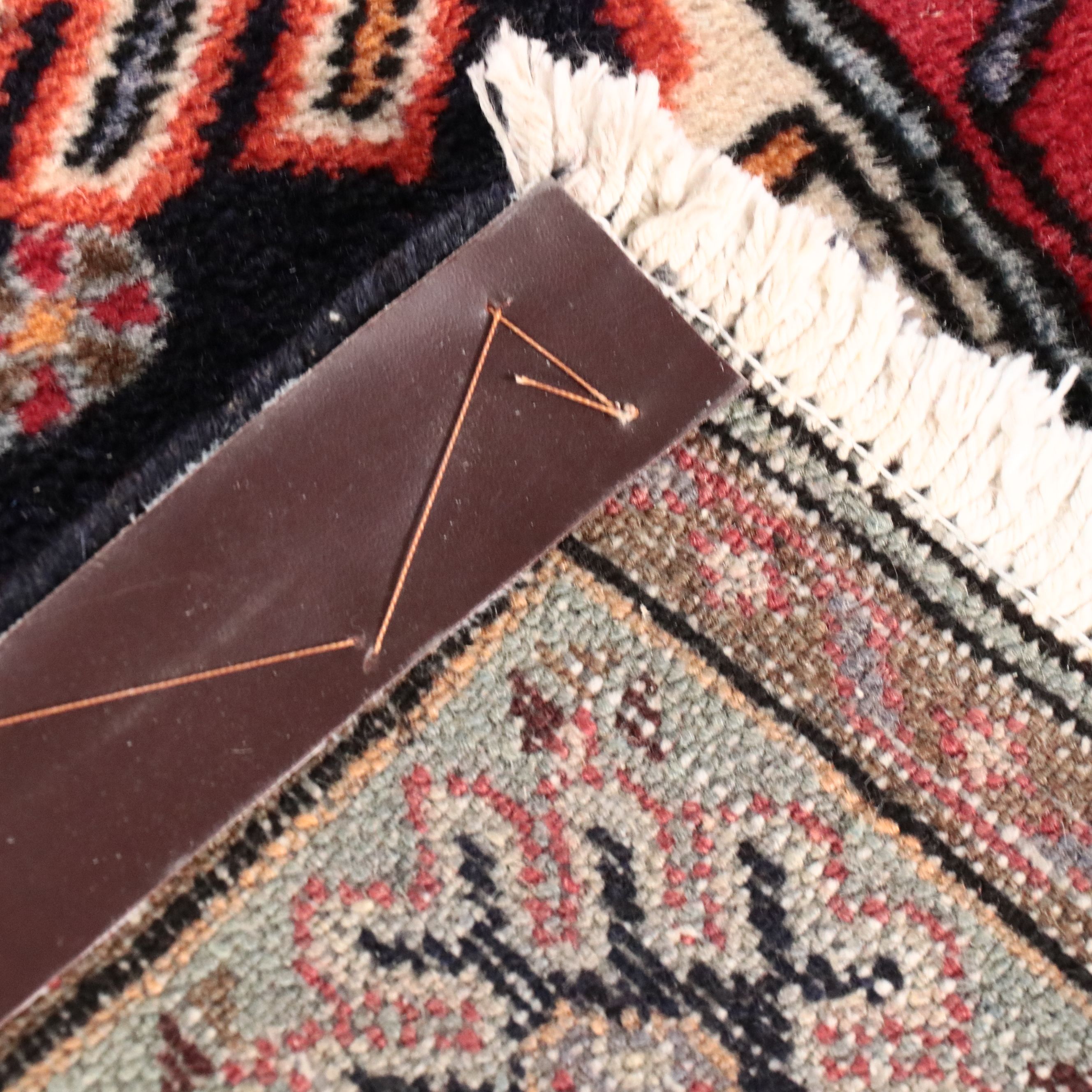 4'3 x 6'4 Hand-Knotted Persian Viss Area Rug