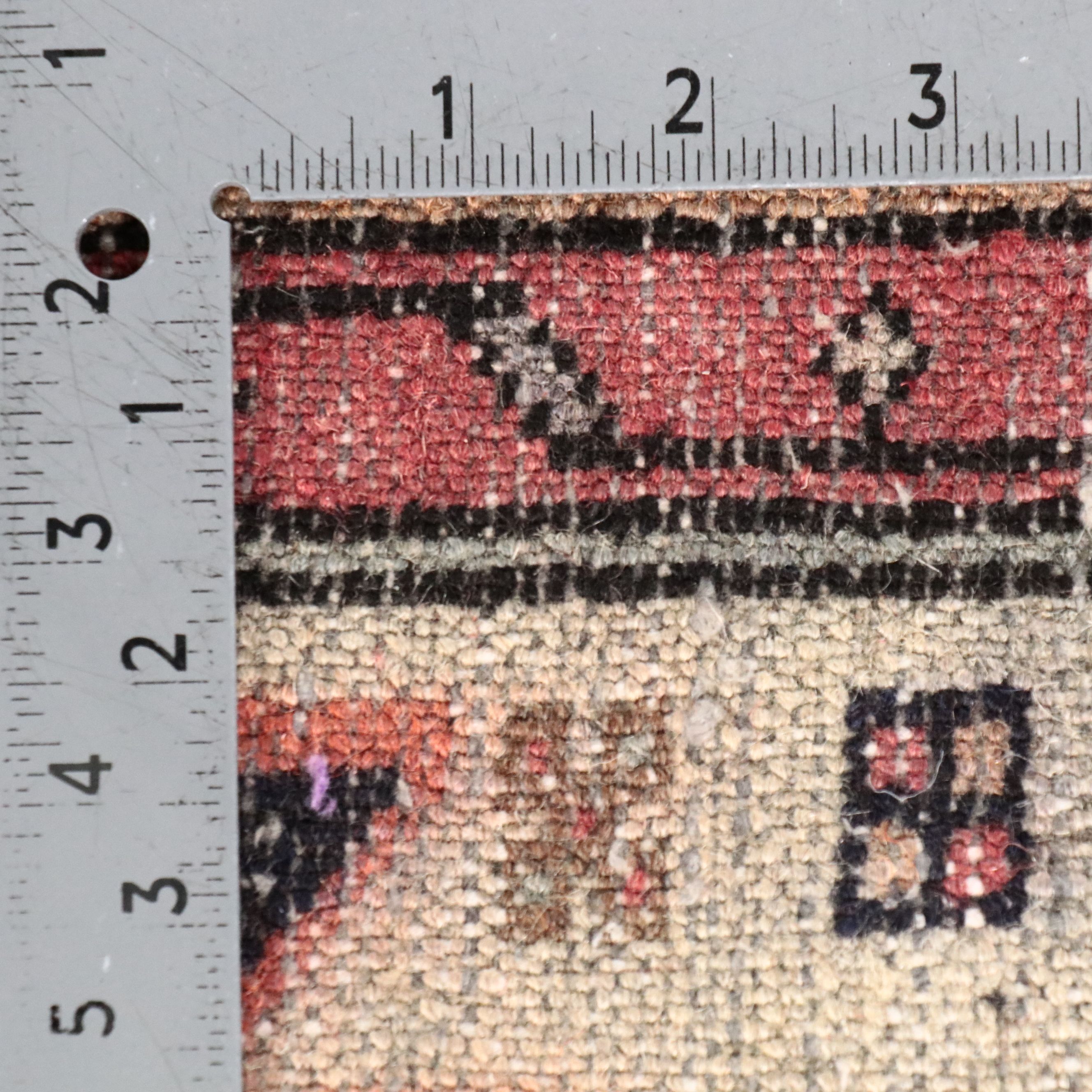 4'3 x 6'4 Hand-Knotted Persian Viss Area Rug