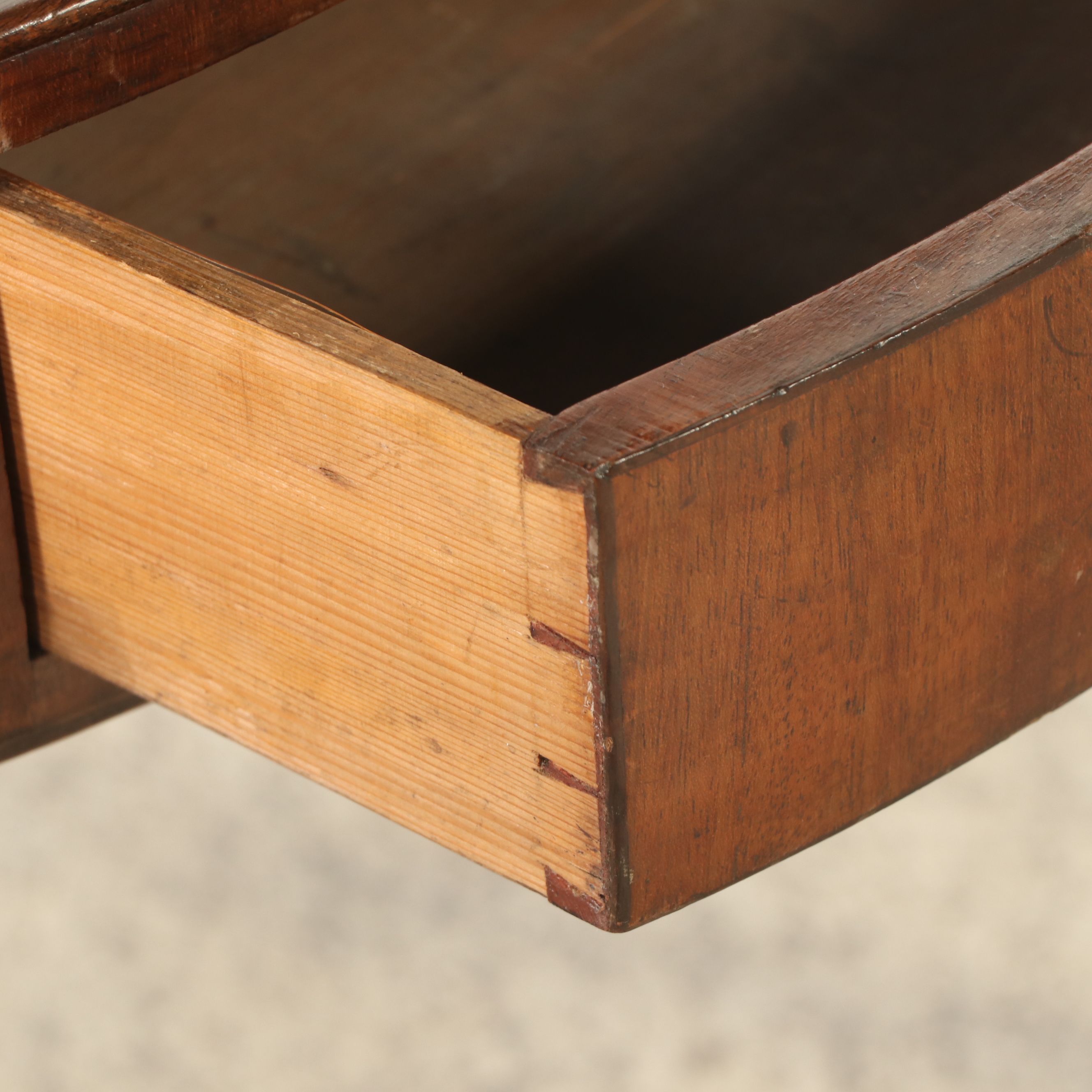 Georgian Mahogany Corner Washstand, Late 18th to Mid-19th Century