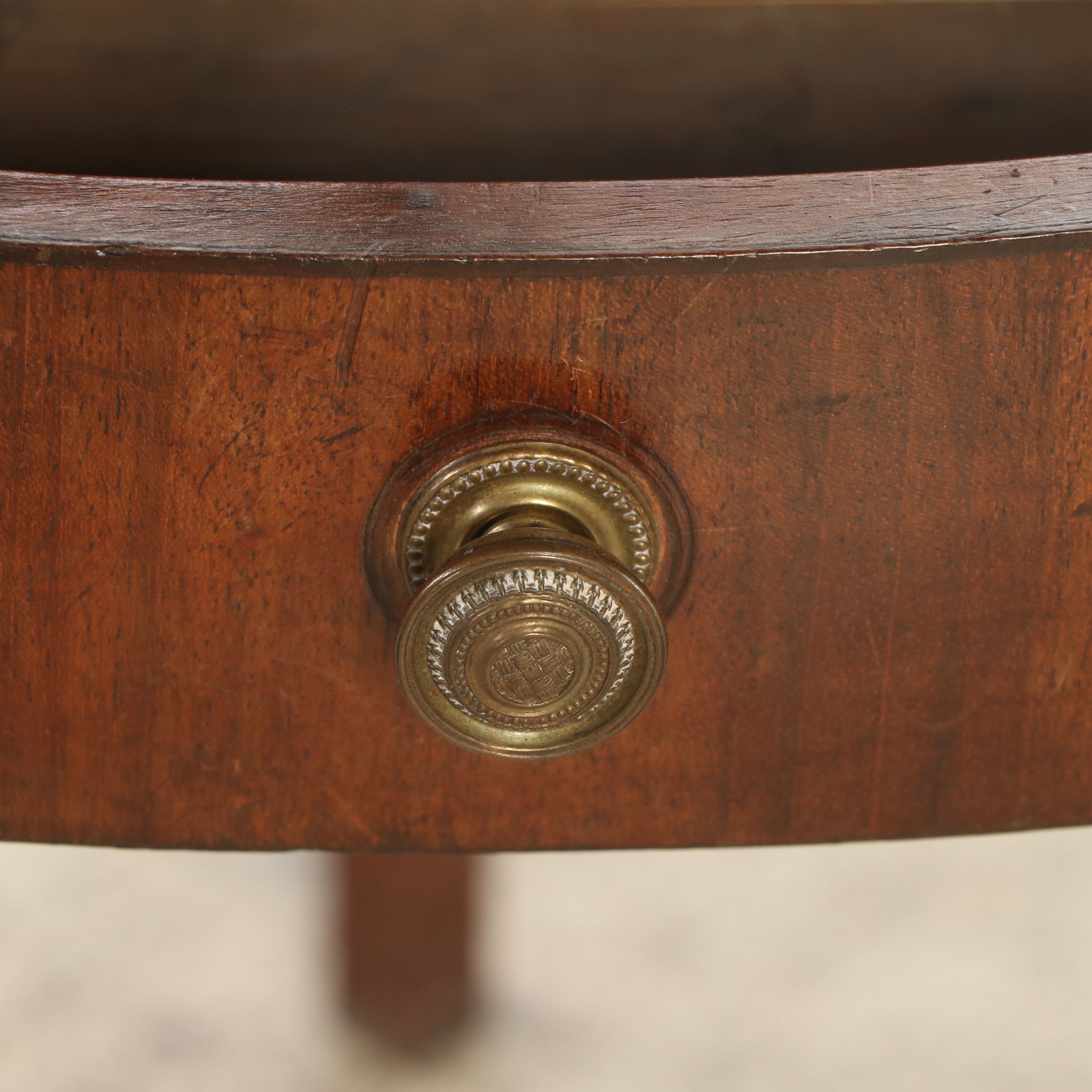 Georgian Mahogany Corner Washstand, Late 18th to Mid-19th Century