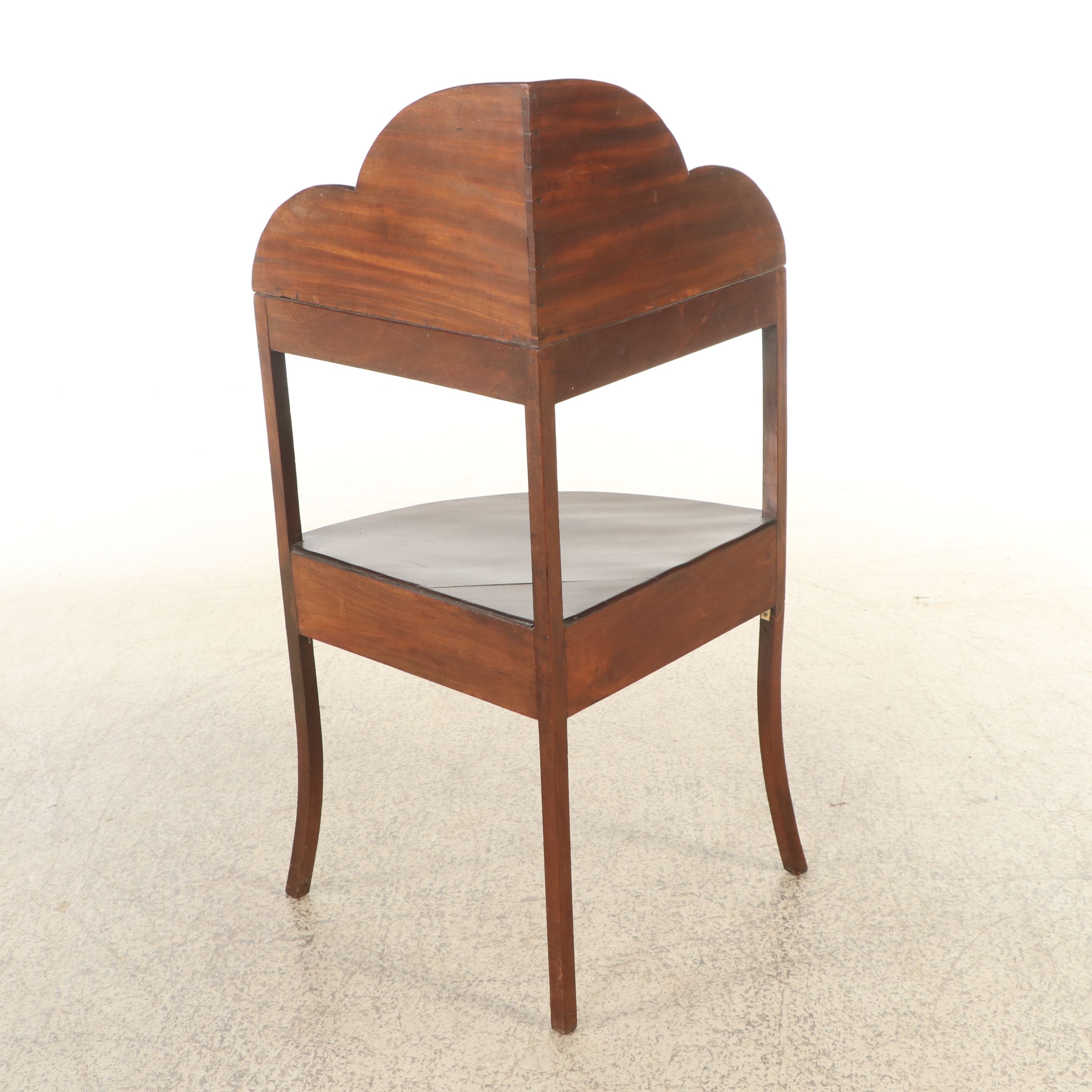Georgian Mahogany Corner Washstand, Late 18th to Mid-19th Century