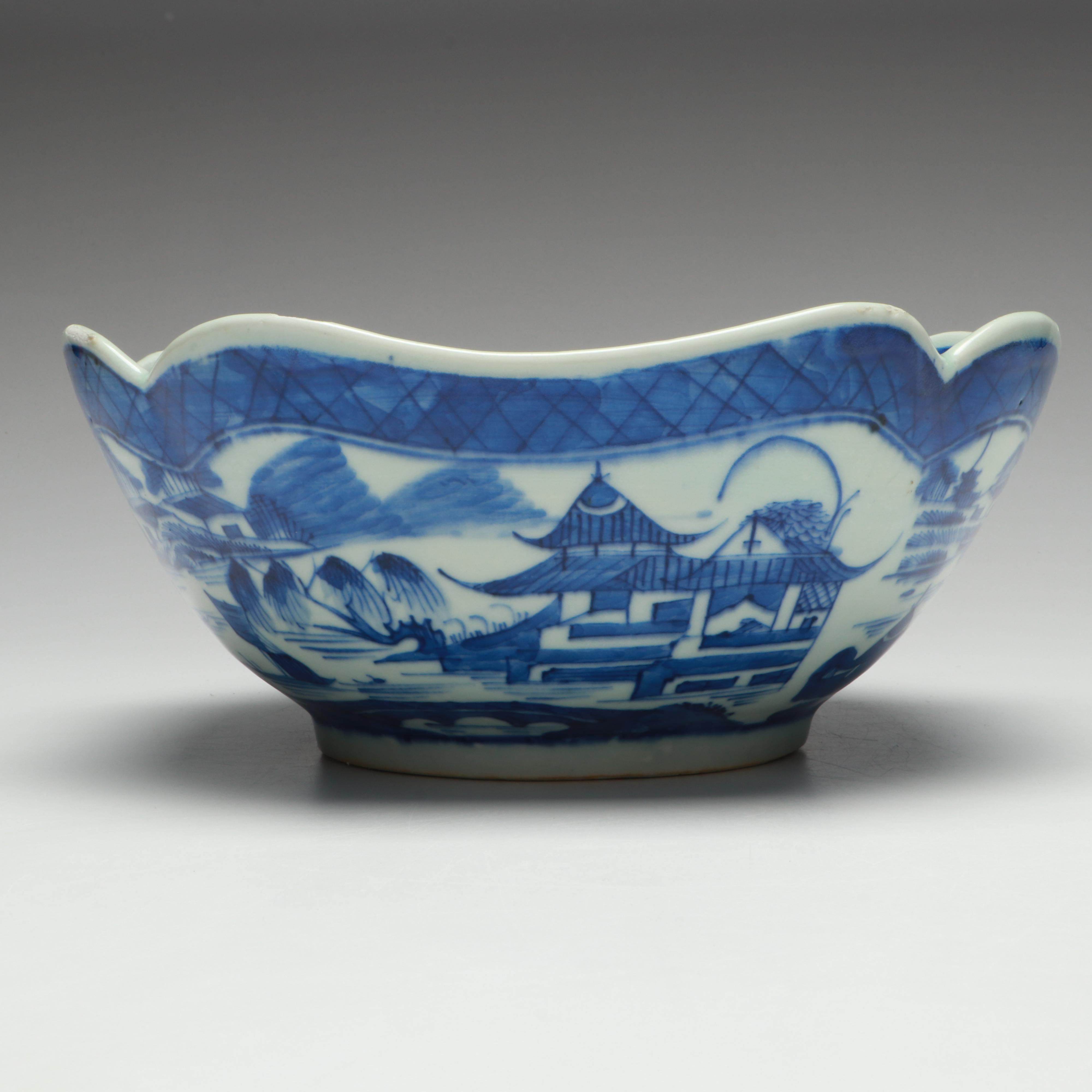 Chinese Export "Flower Basket" Octagonal Platter and Other Service Pieces