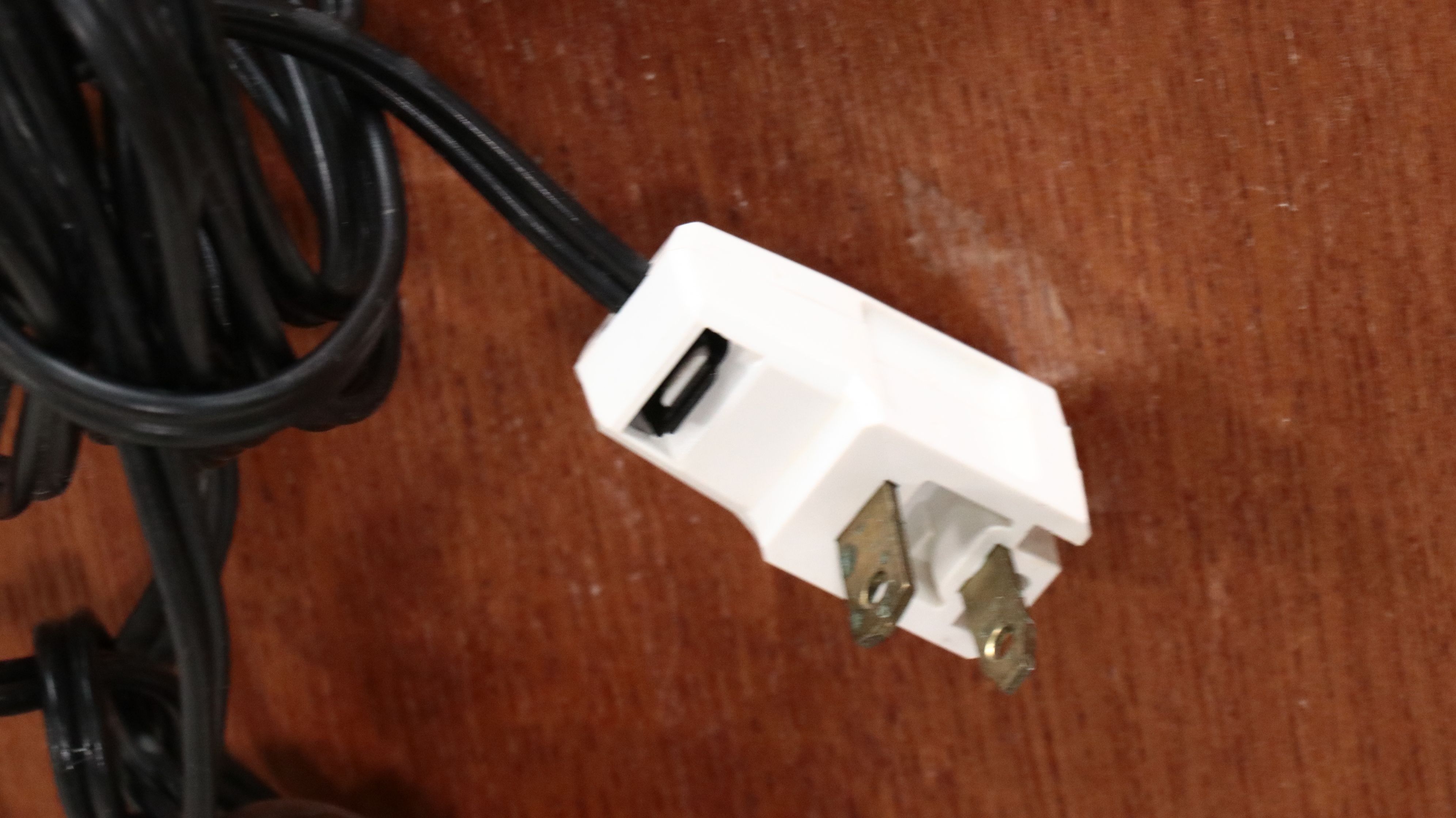 Traditional Style Illuminated Curio Cabinet