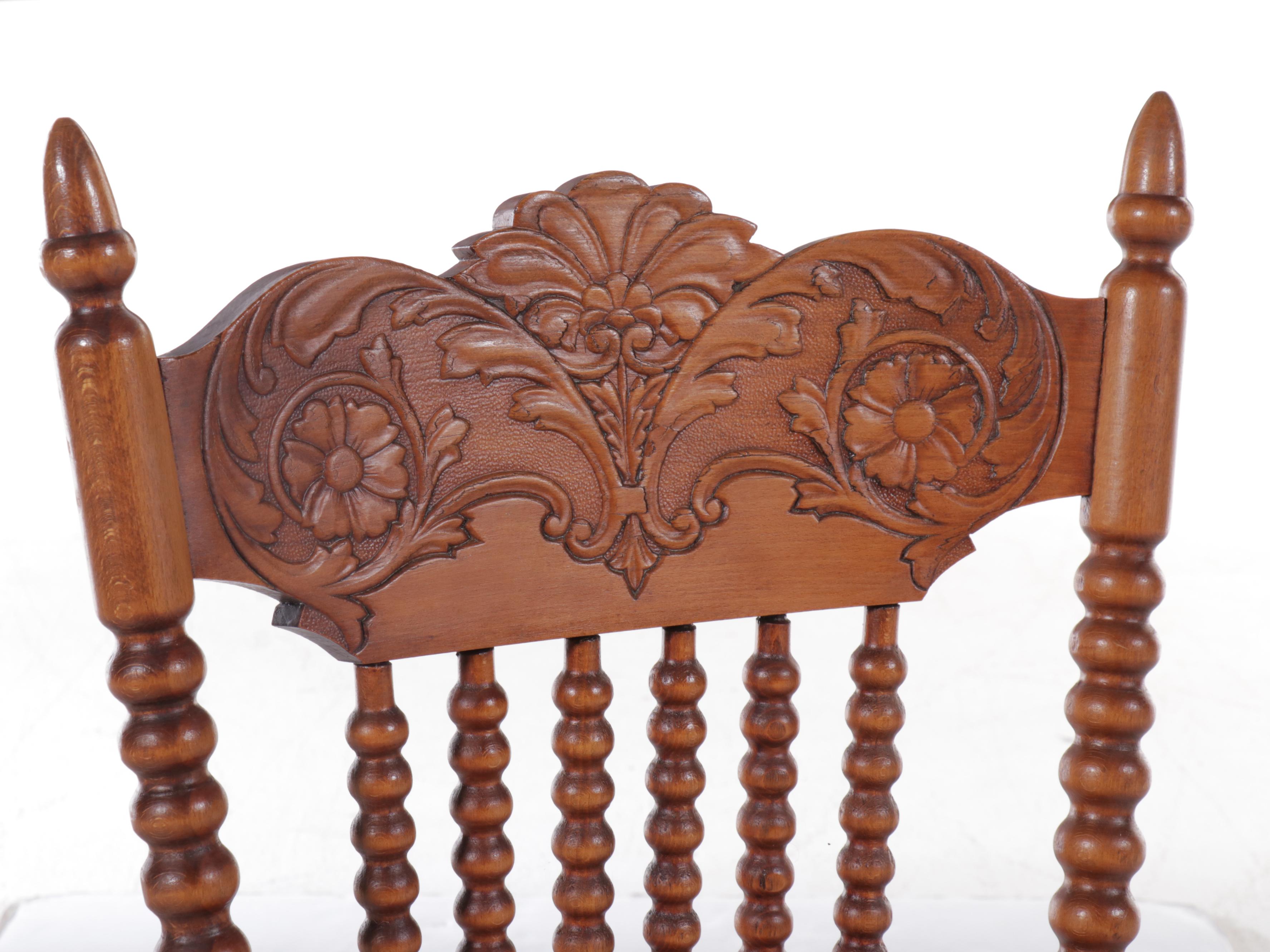 American Colonial Style Birch Pressed-Back Chair