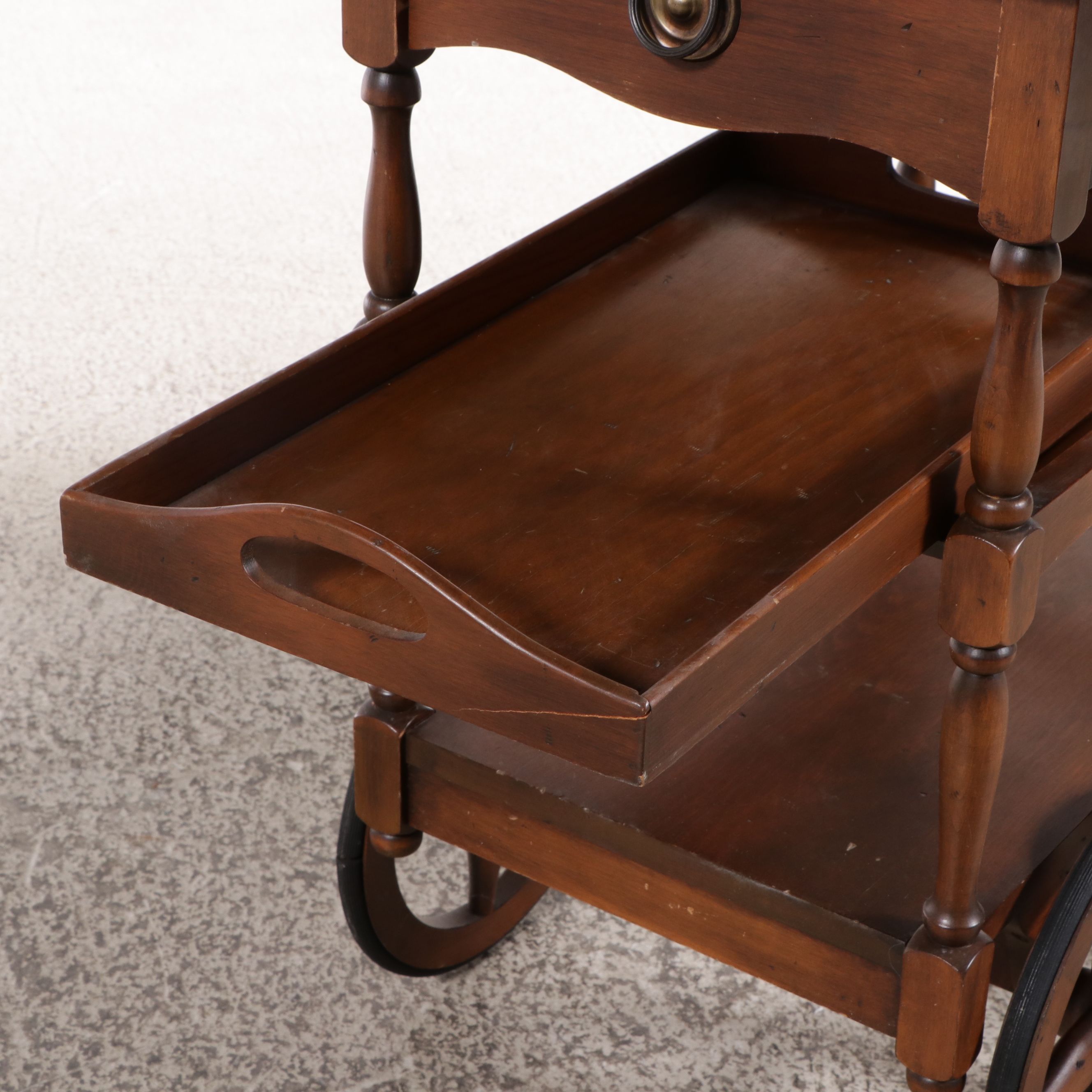Walnut Colonial Revival Drop-Leaf Tea Cart with Tray Shelf, Late 20th Century