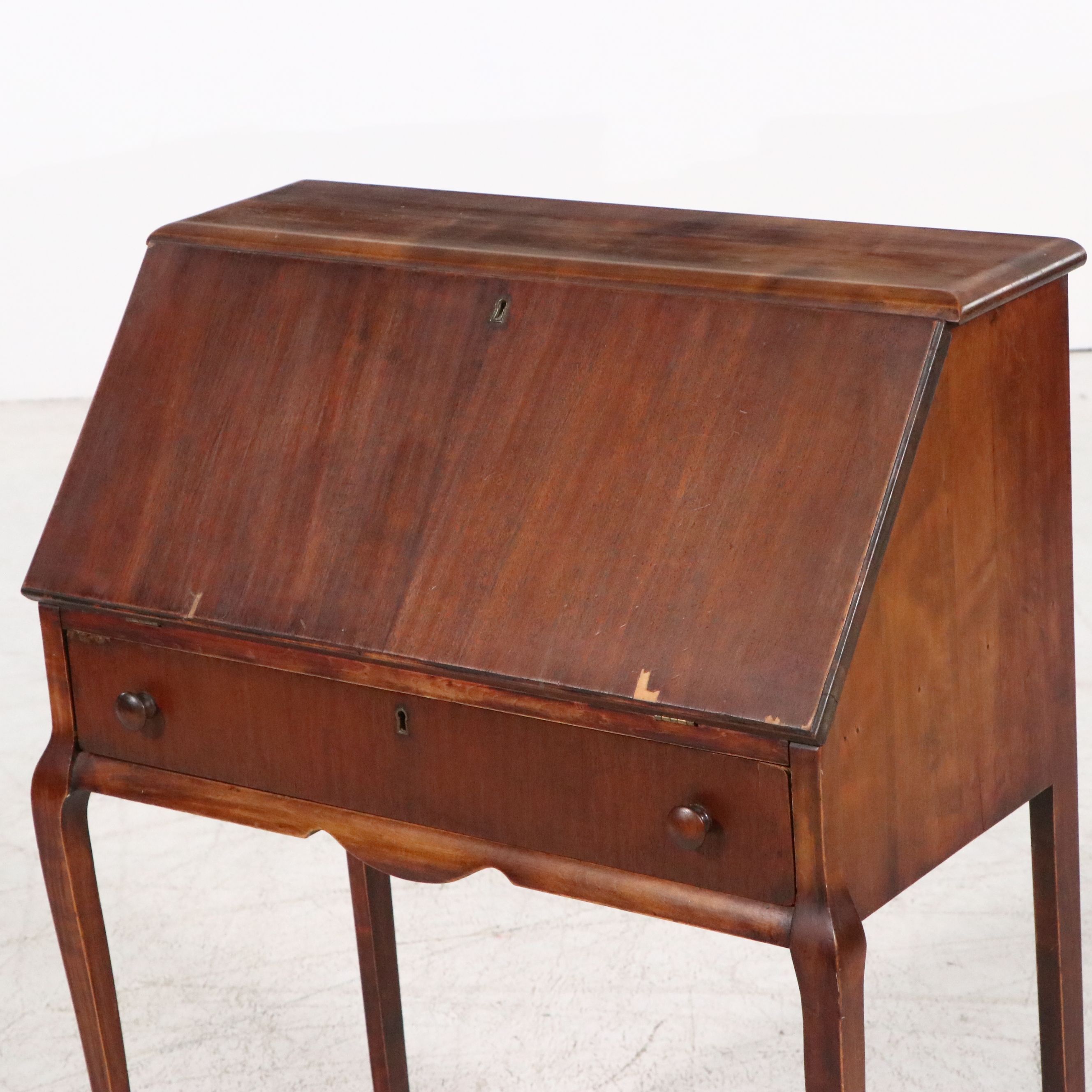 Queen Anne Style Mahogany Finish Drop-Front Desk, Early 20th Century