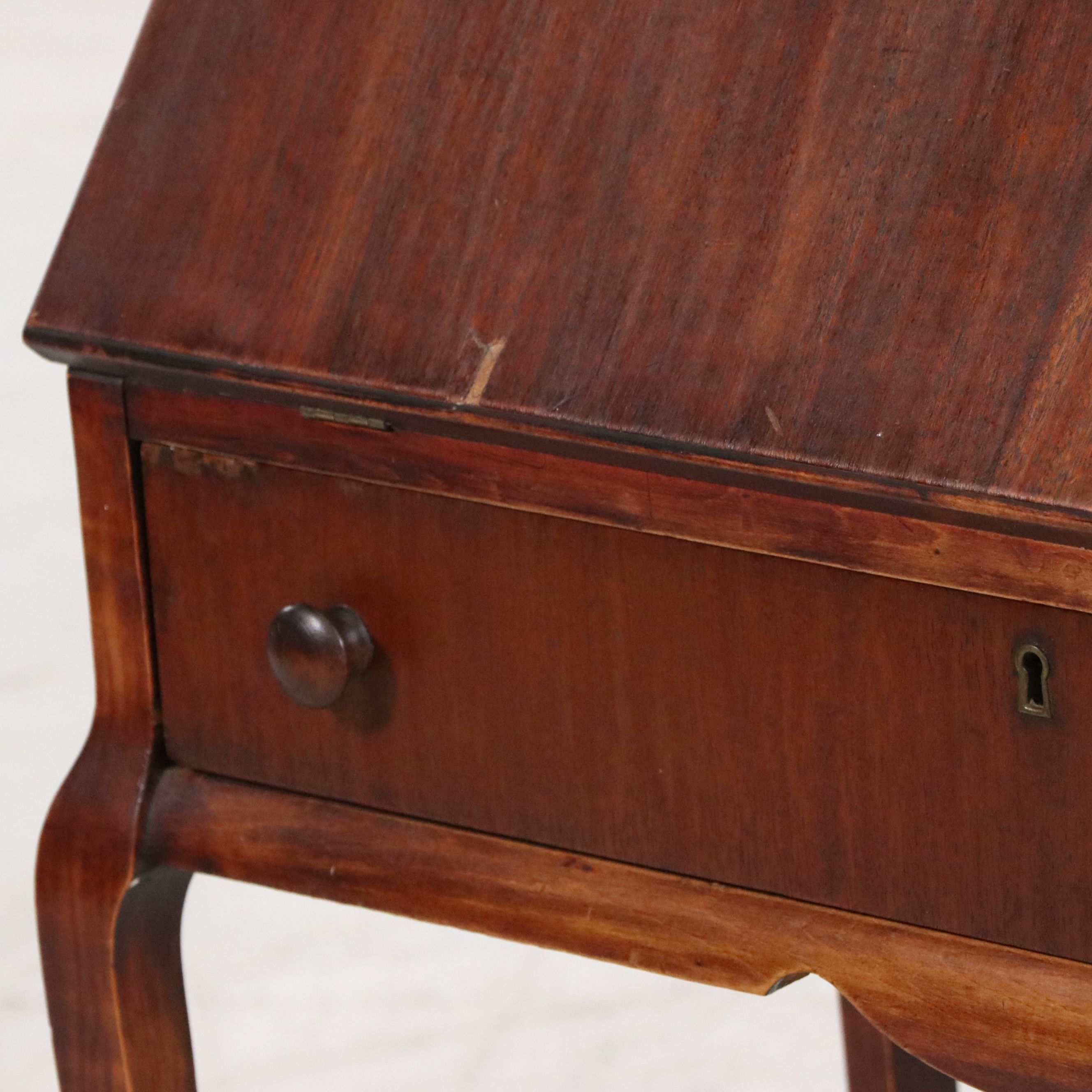 Queen Anne Style Mahogany Finish Drop-Front Desk, Early 20th Century