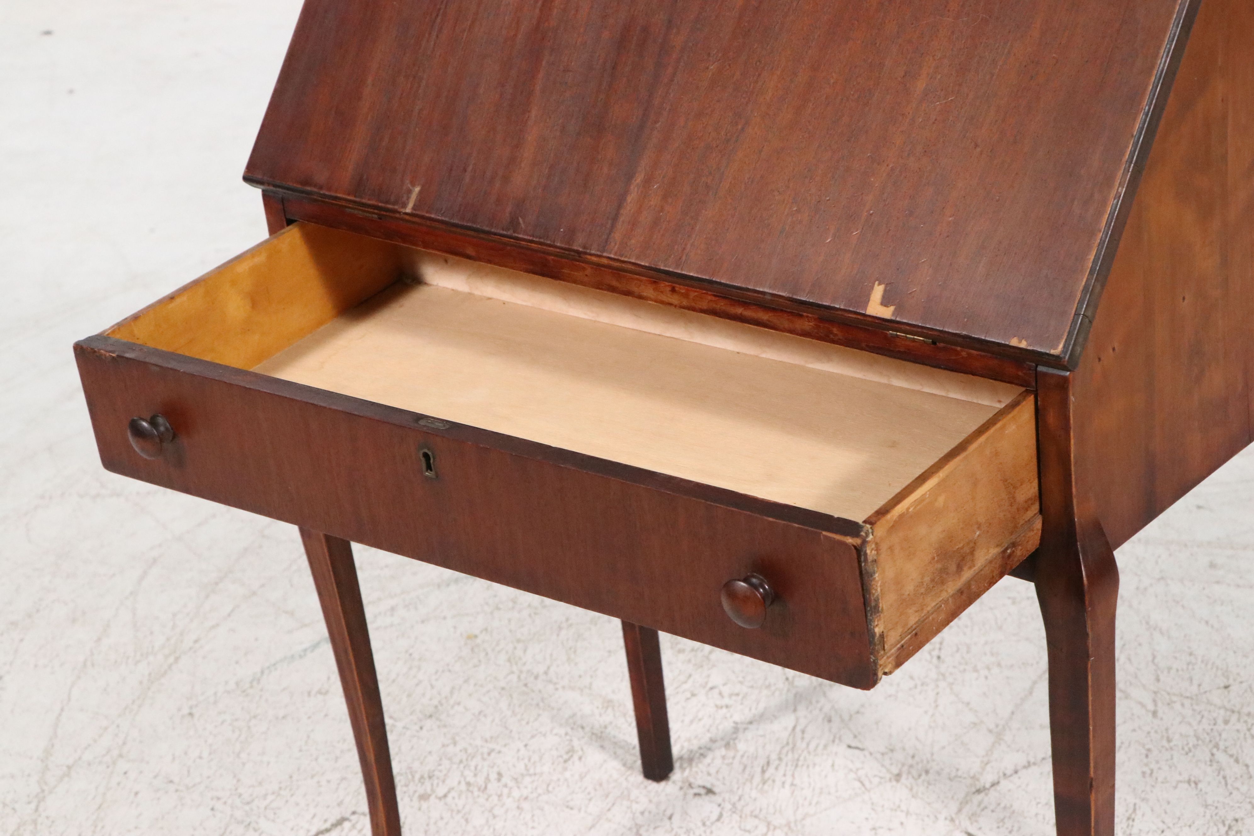 Queen Anne Style Mahogany Finish Drop-Front Desk, Early 20th Century