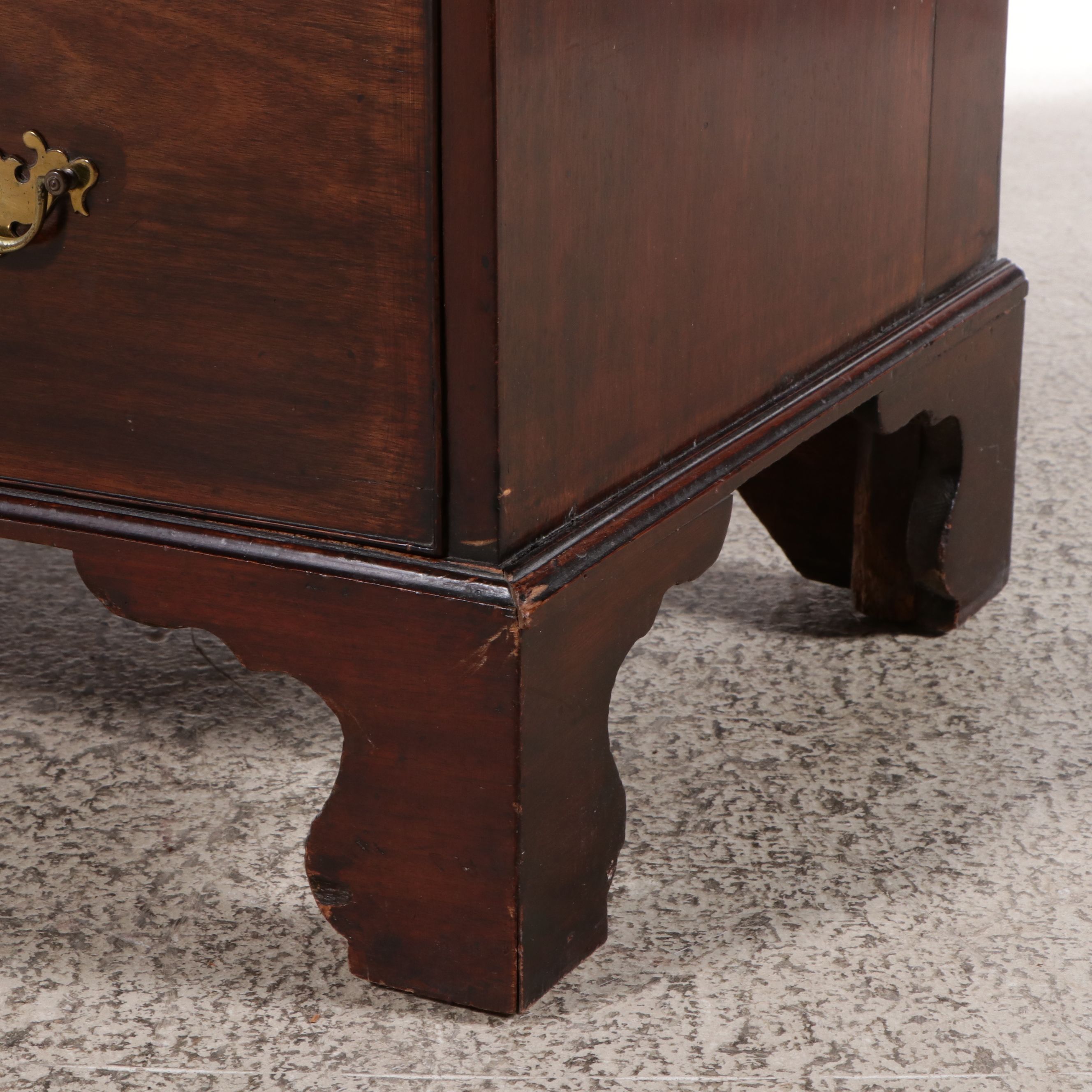 Irish Chippendale Style Mahogany Chest of Drawers Retailed by Millar & Beatty