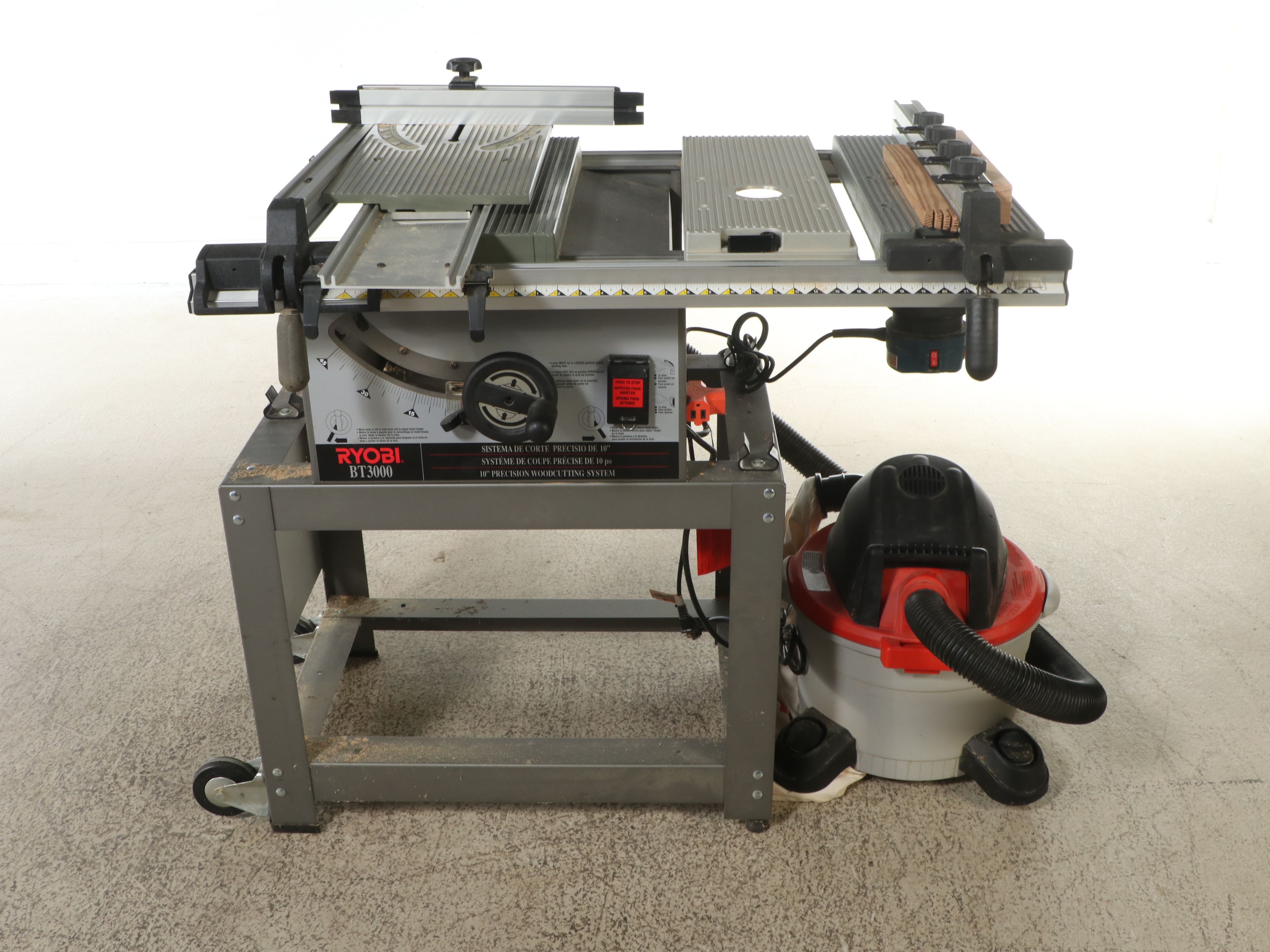 Ryobi BT3000 10" Table Saw with Accessories