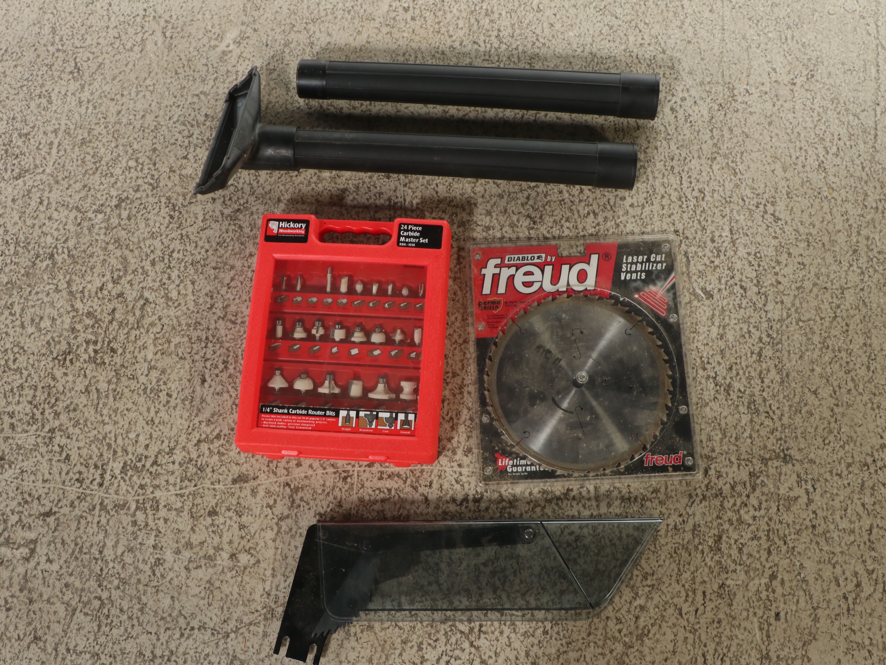 Ryobi BT3000 10" Table Saw with Accessories