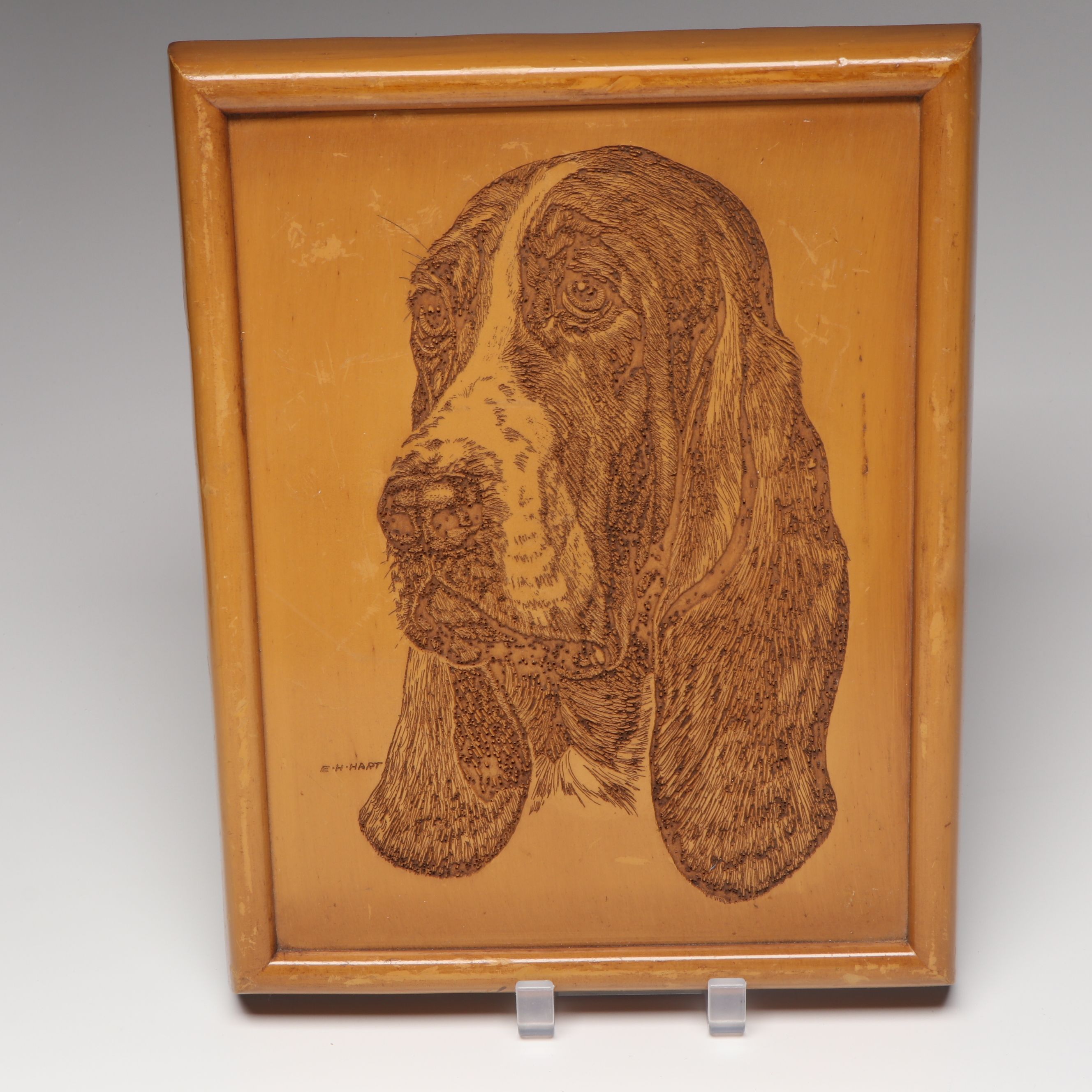 Voice Recording Pet ID Tag with Basset Hound Puzzles and More Décor