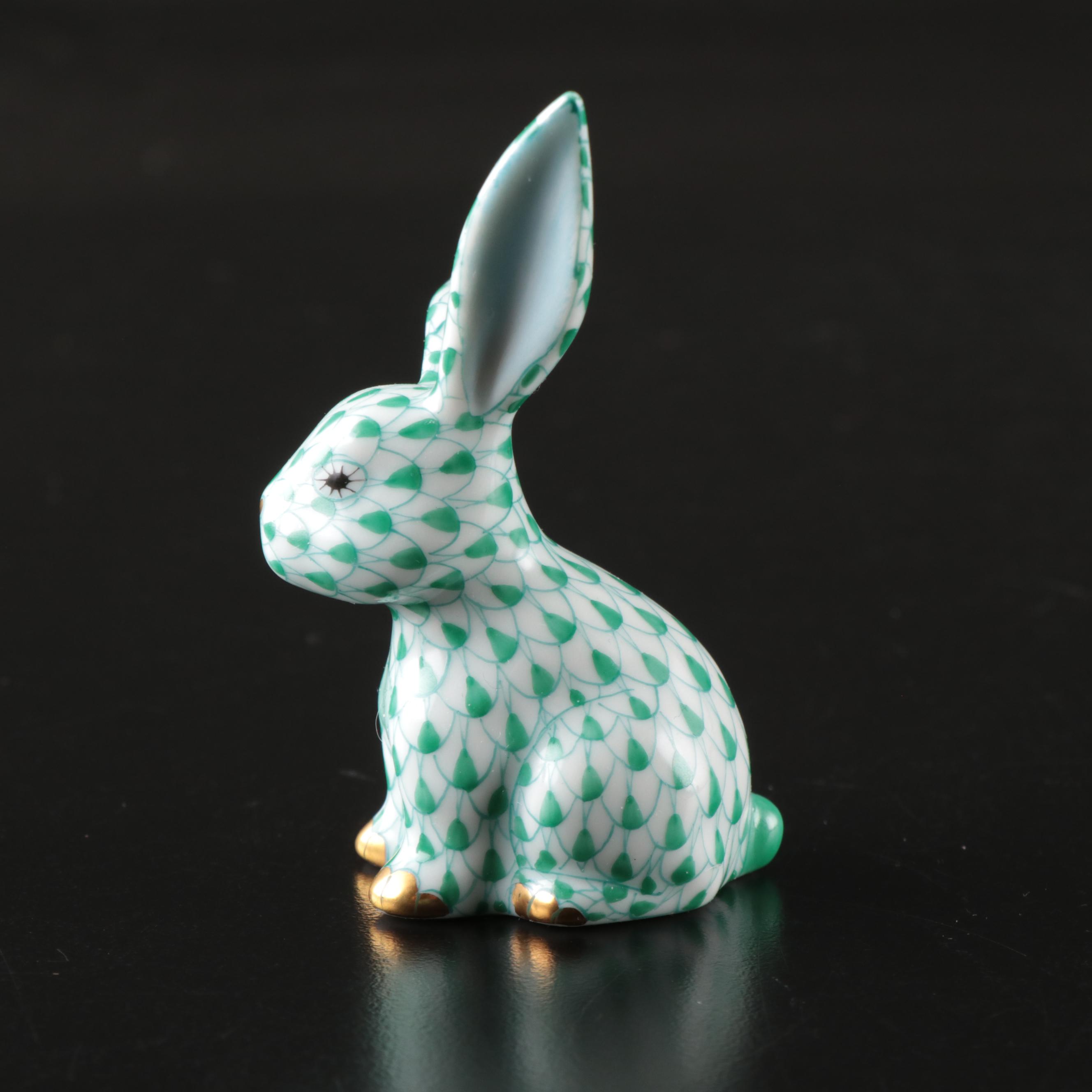 Herend Green Fishnet with Gold Bunny Porcelain Figurine