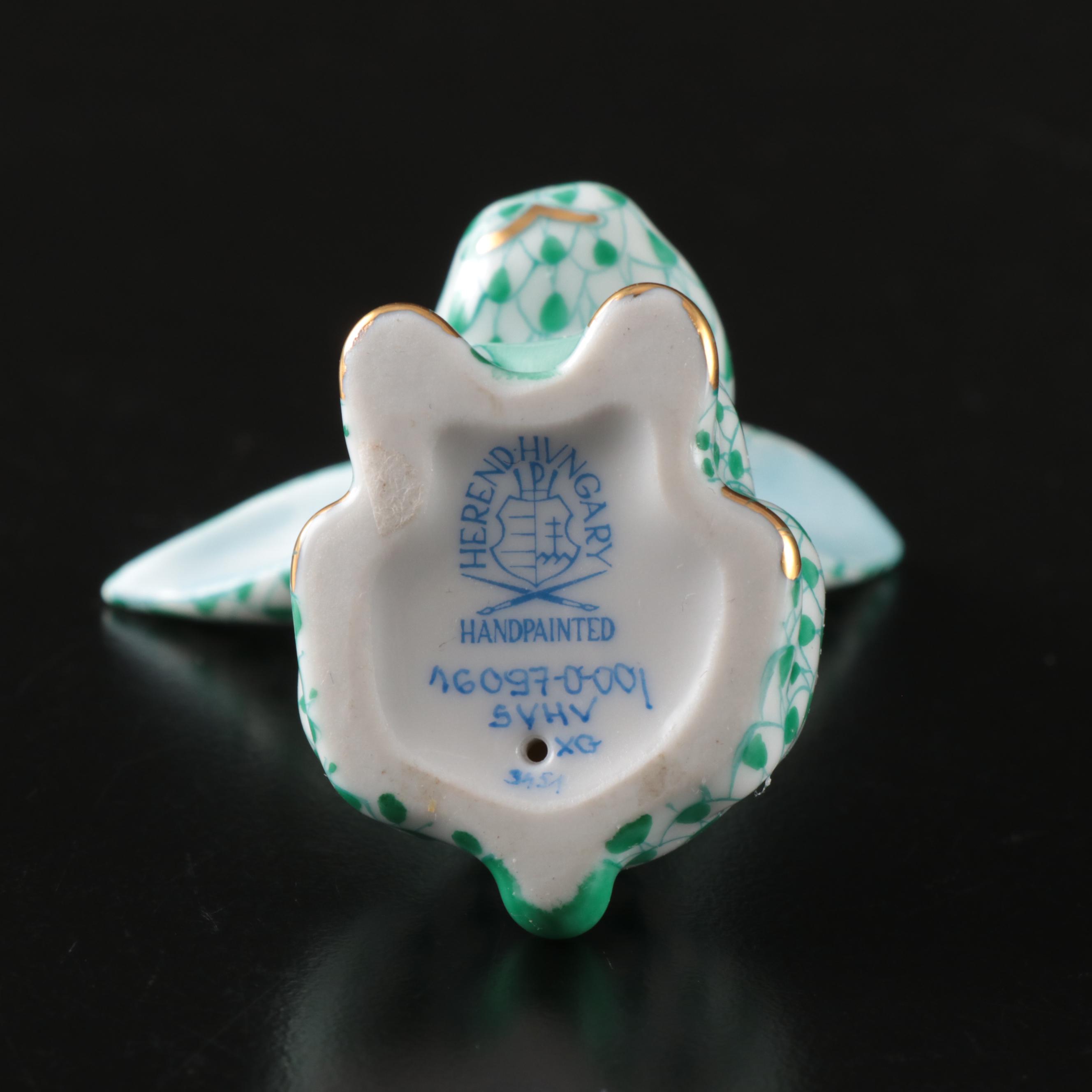 Herend Green Fishnet with Gold Bunny Porcelain Figurine