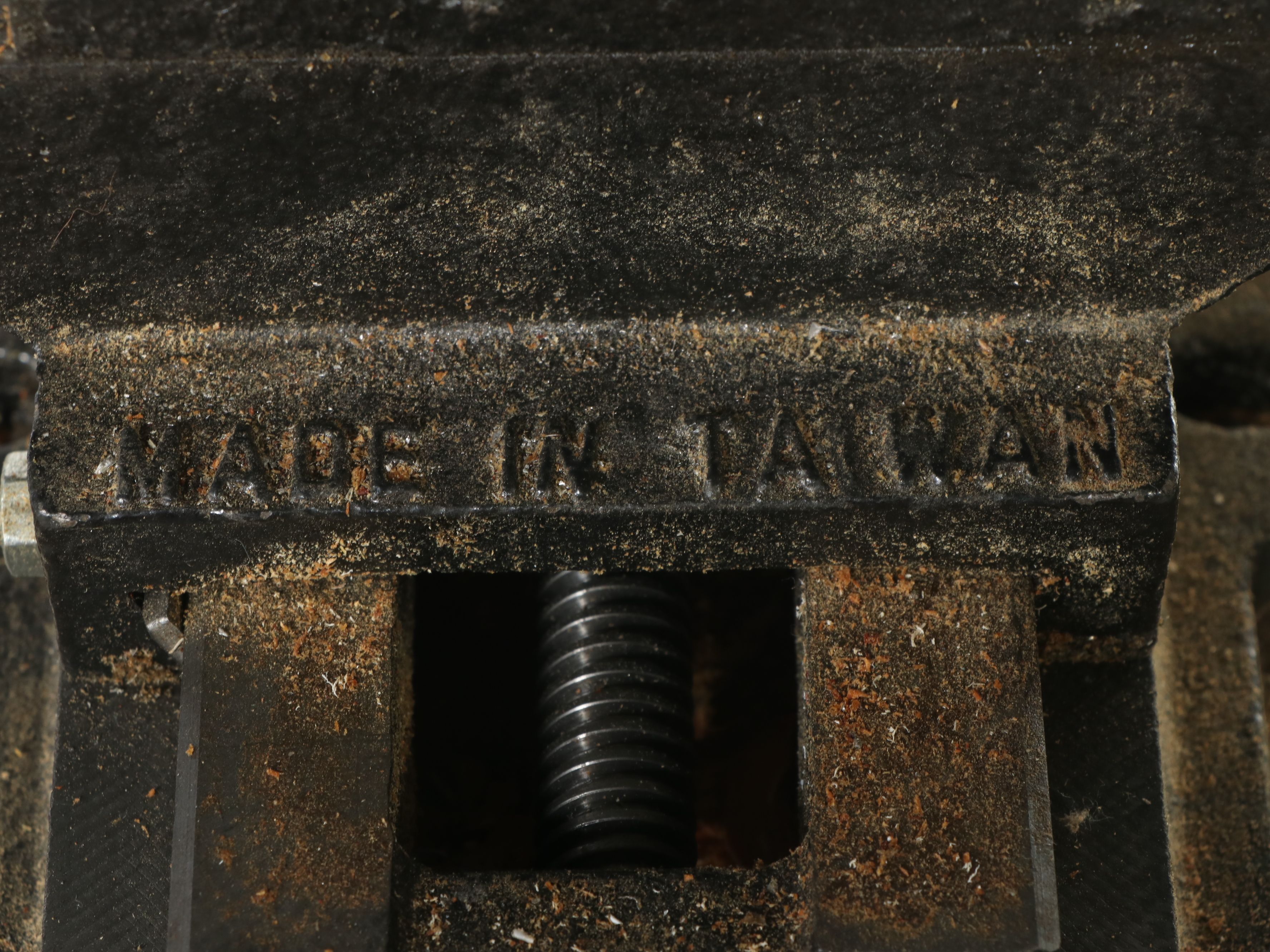 Chicago Tool Company 16-Speed Floor Drill Press