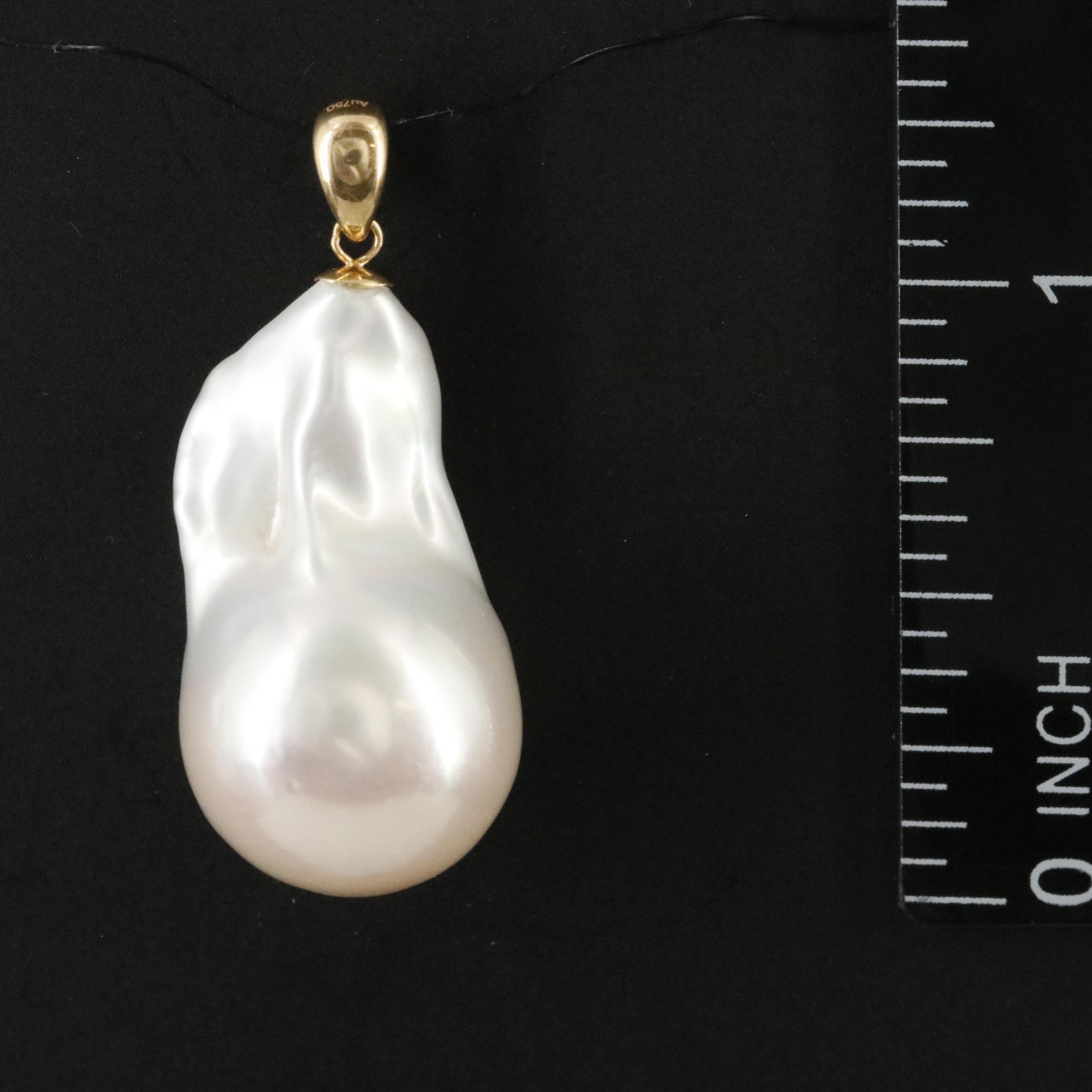 18K Baroque Pearl Pendant