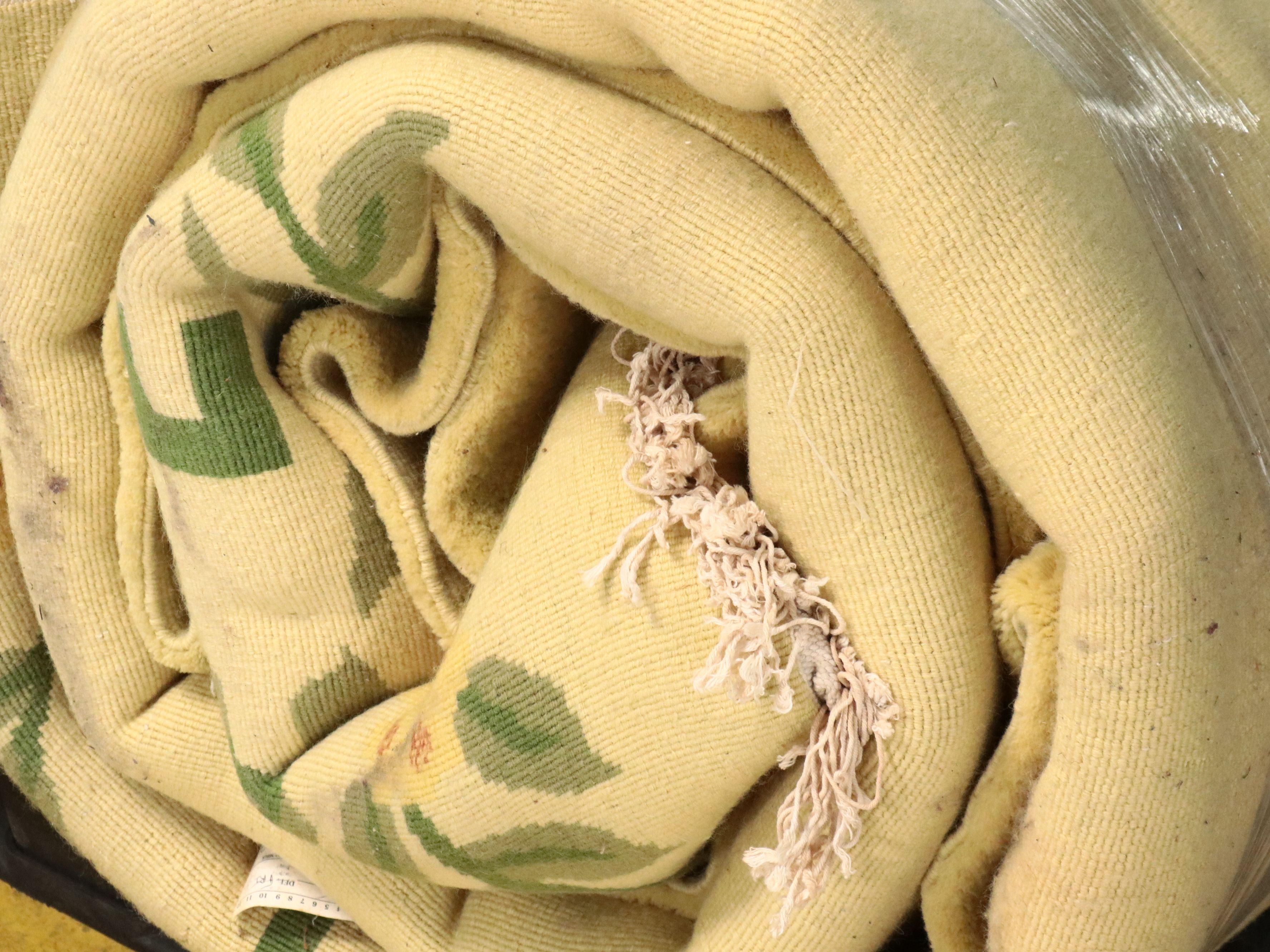 11'6 x 14'2 Hand-Knotted Chinese (Taiwan) Peking Style Room-Sized Rug