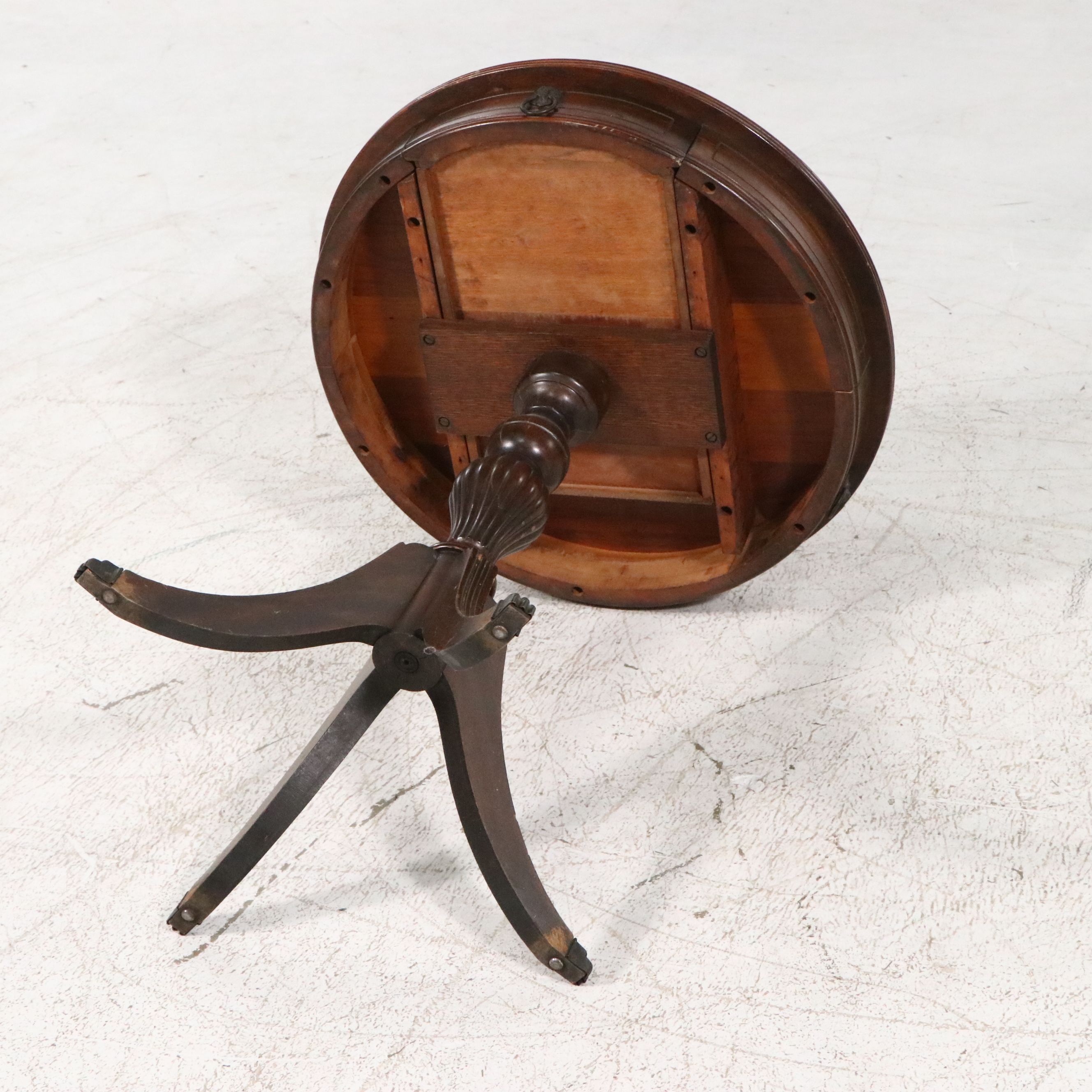 Duncan Phyfe Style Mahogany Finish Drum Table