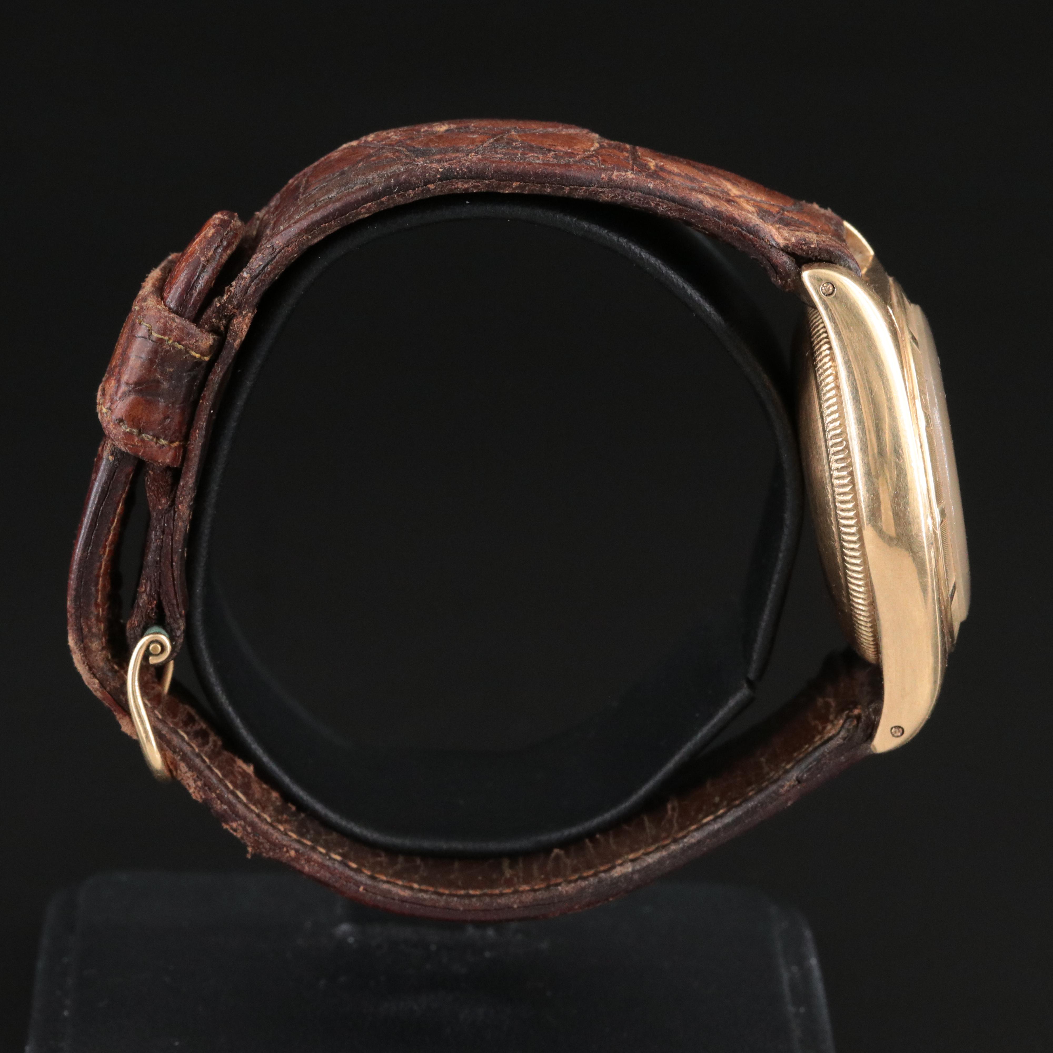 1948 Rolex Oyster Perpetual Bubble Back Engine Turned Bezel Watch