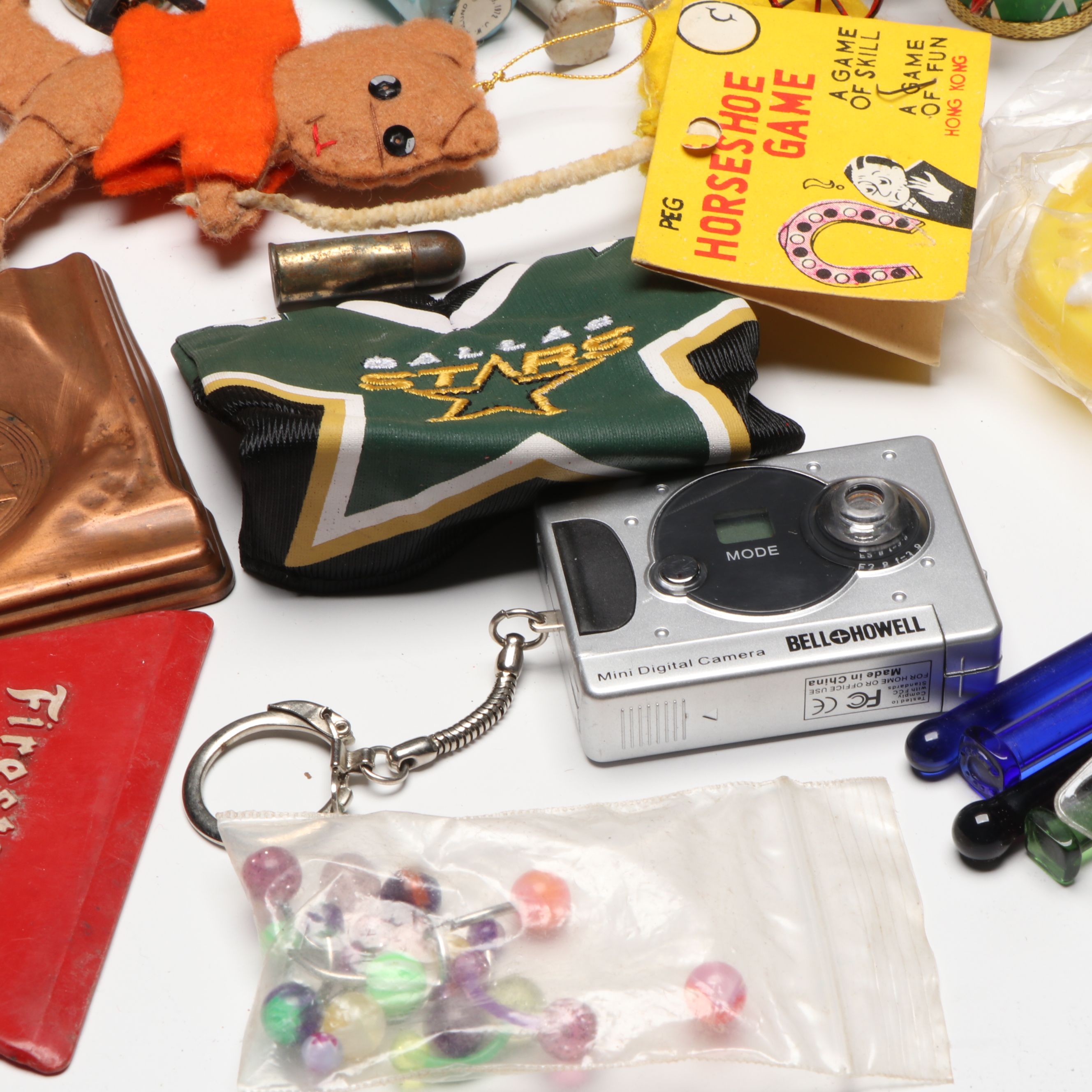 Collection of Vintage Ornaments, Figurines, Souvenirs, & More Collectible Items