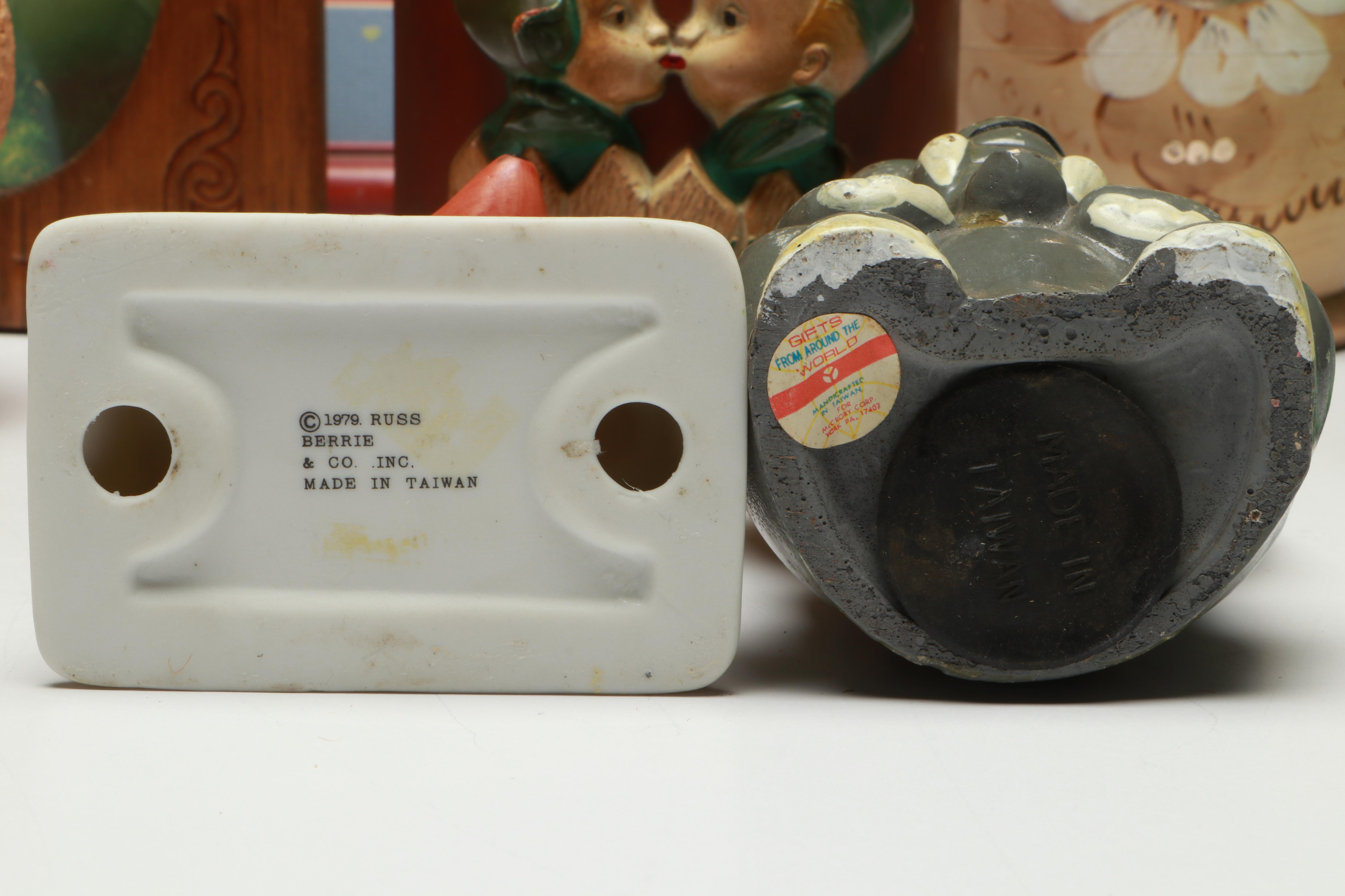 Vintage Coin Banks, Folding Picture Frame and Other Table Décor