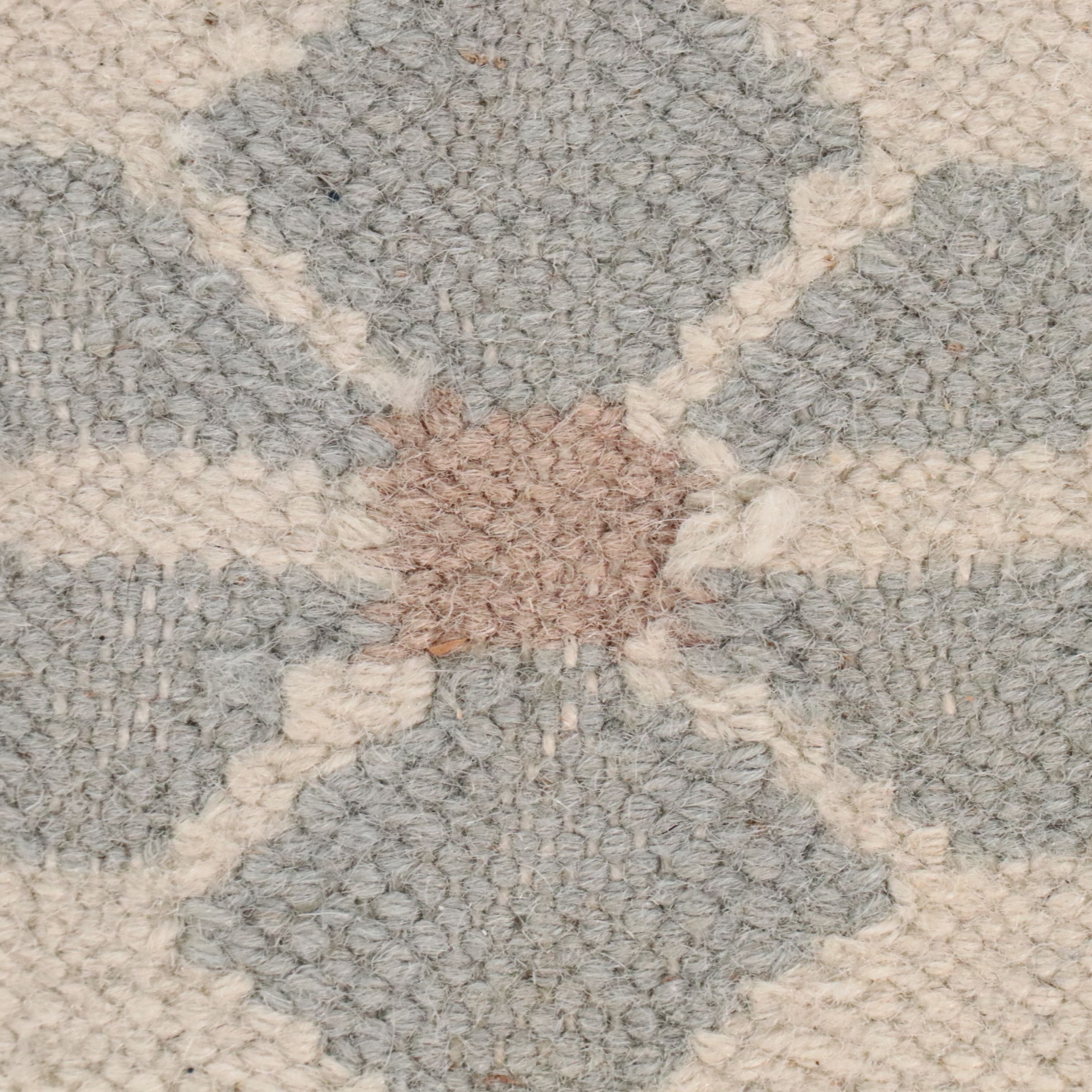 5'5 x 8'9 Handwoven Indian Dhurrie Area Rug