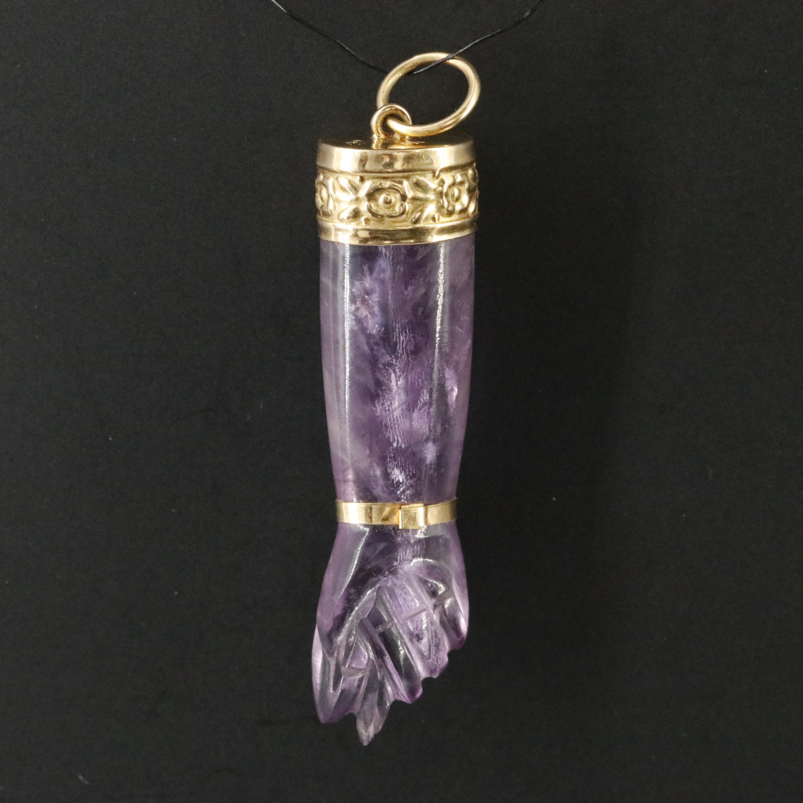 18K Carved Amethyst Figa Pendant