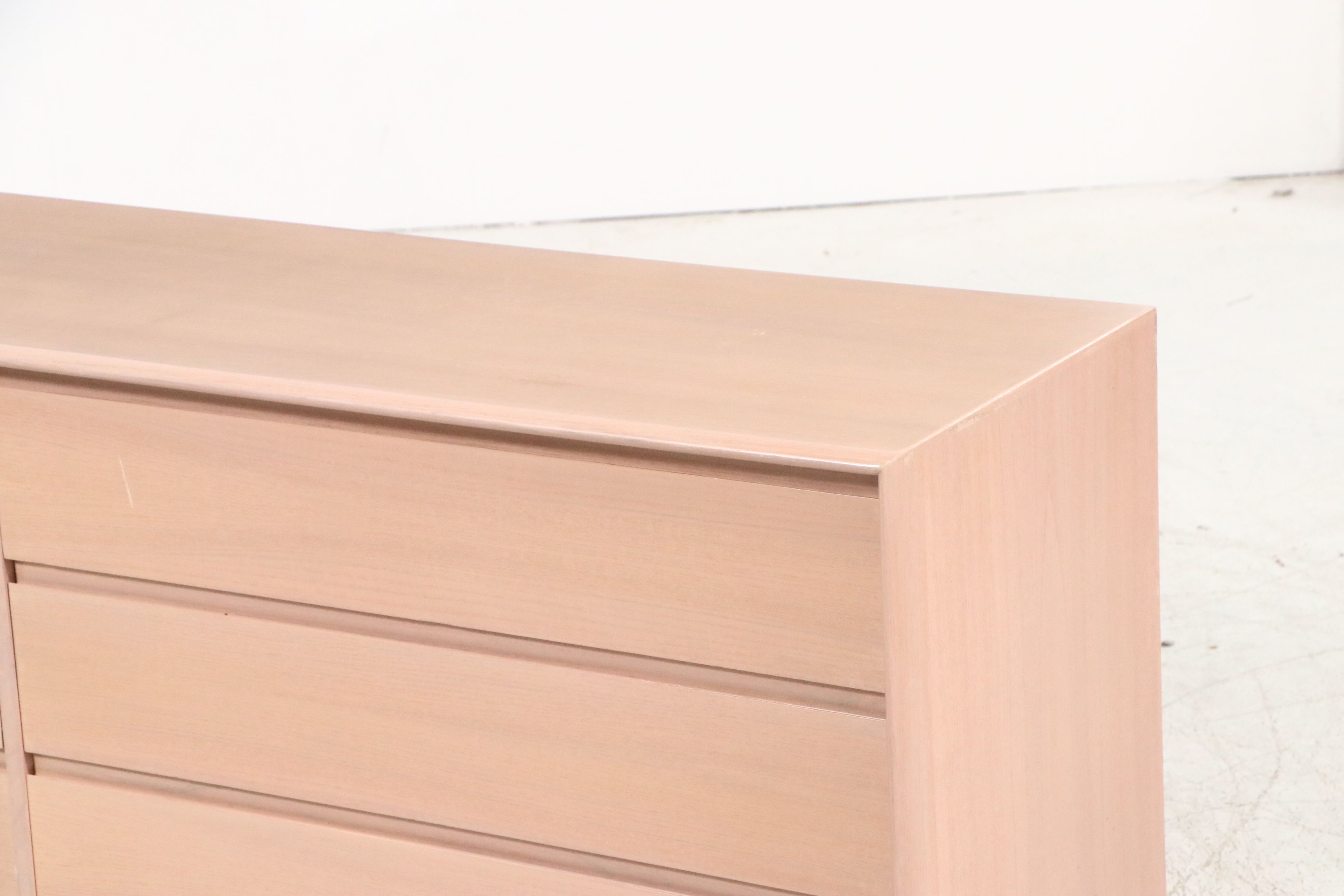 Mid Century Modern Style Blonde Wood Chest of Drawers