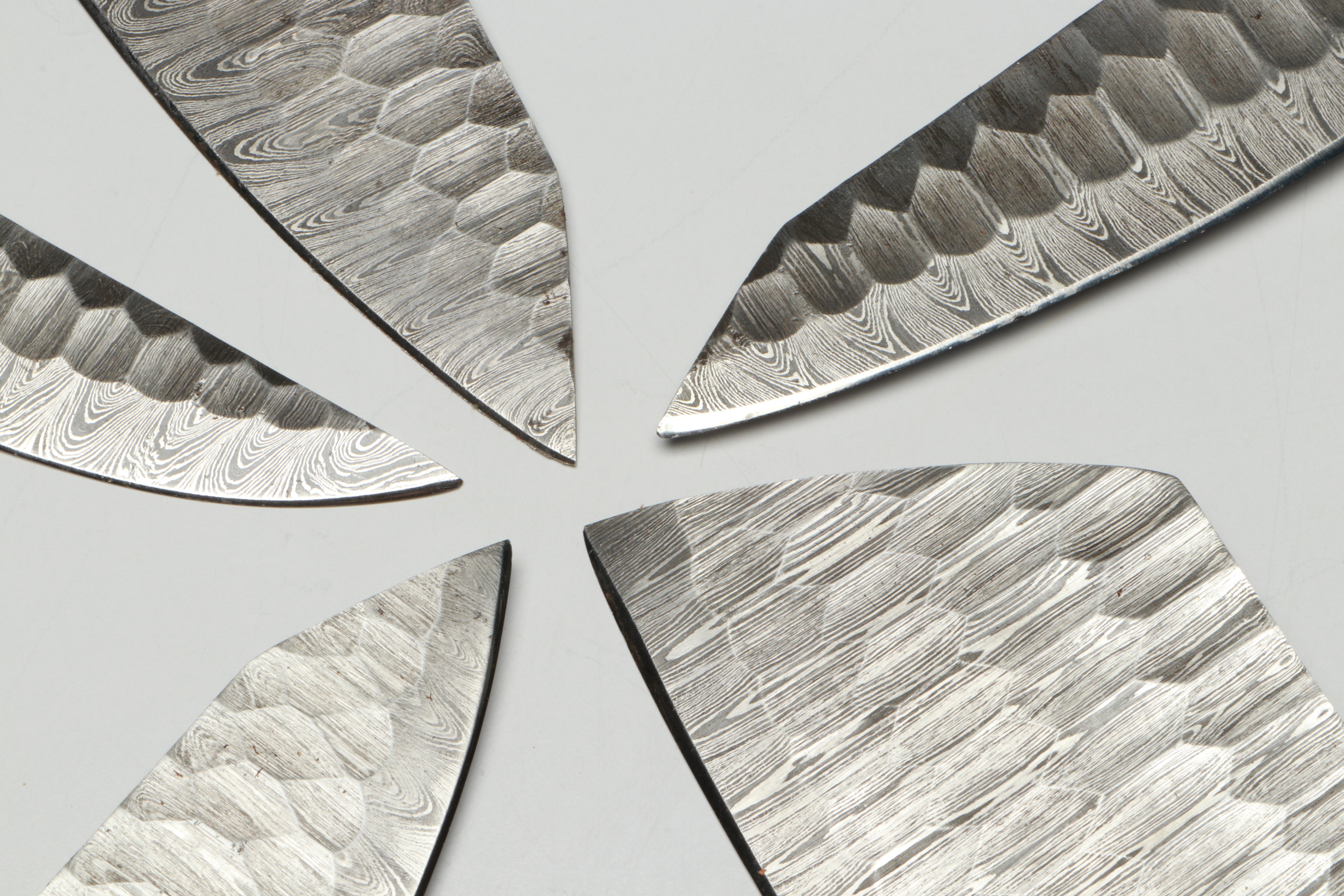 Damascus Steel and Marbled Handle Chef's Knife Set in Suede Leather Roll