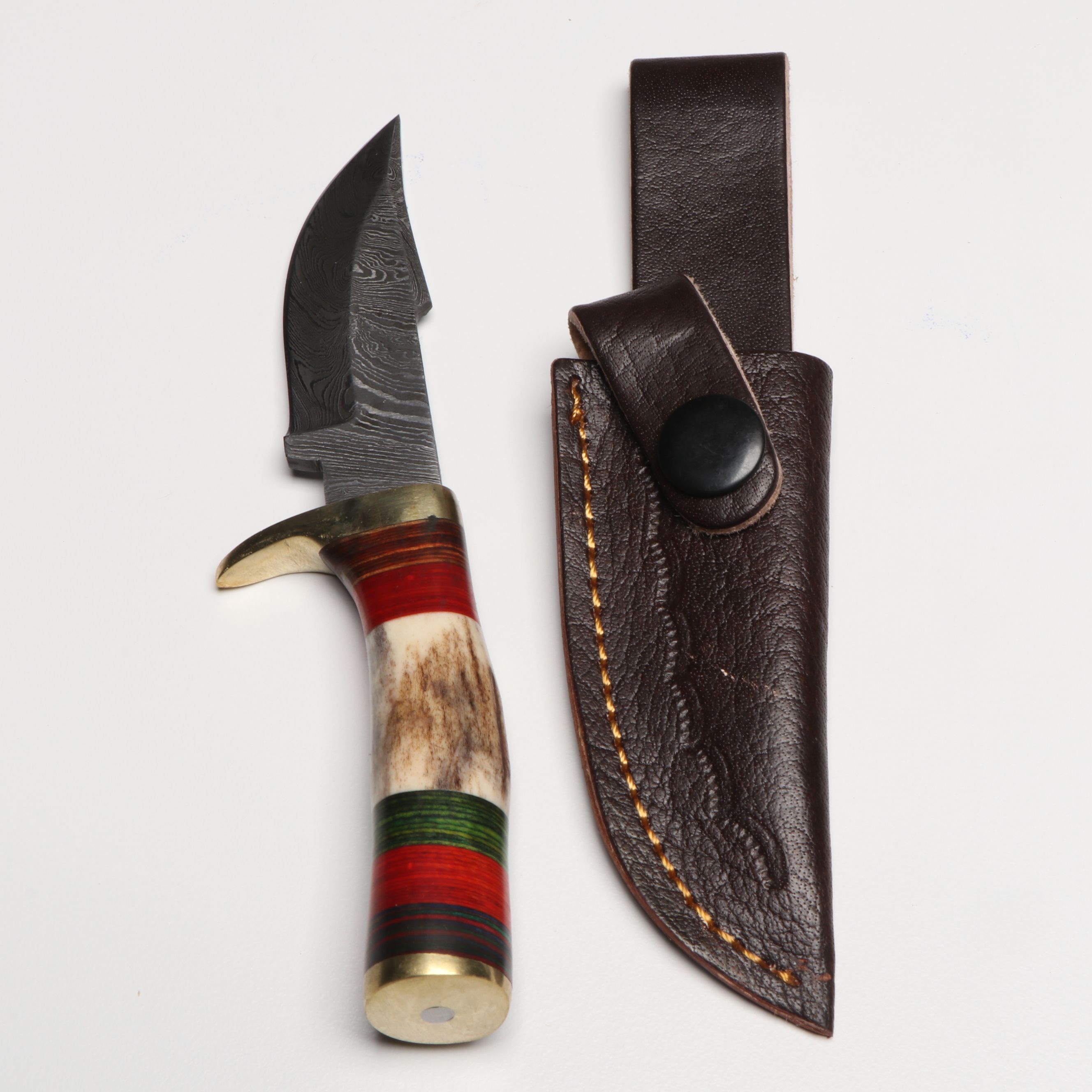 Damascus Steel Skinner Knives in Leather Scabbards