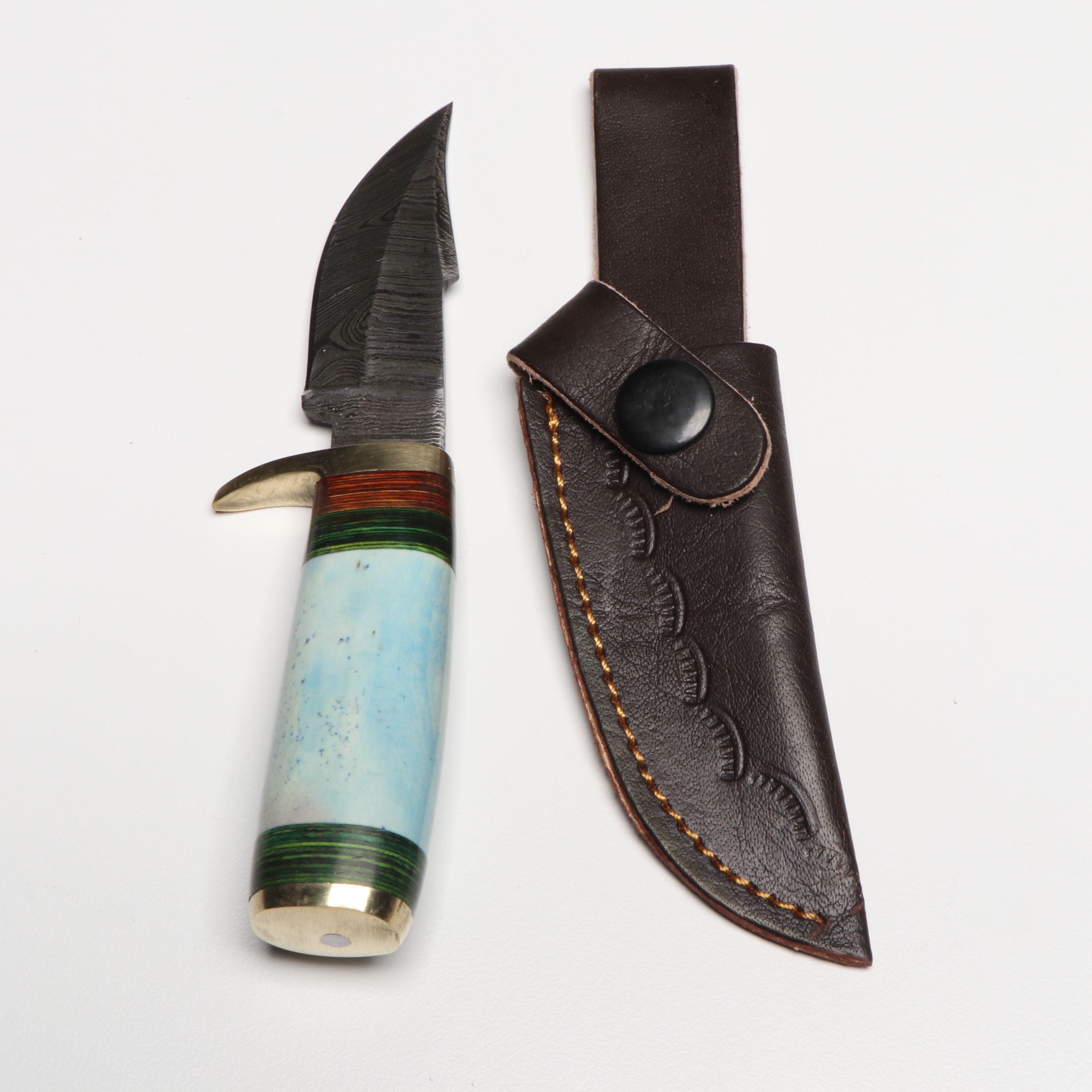 Damascus Steel Skinner Knives in Leather Scabbards