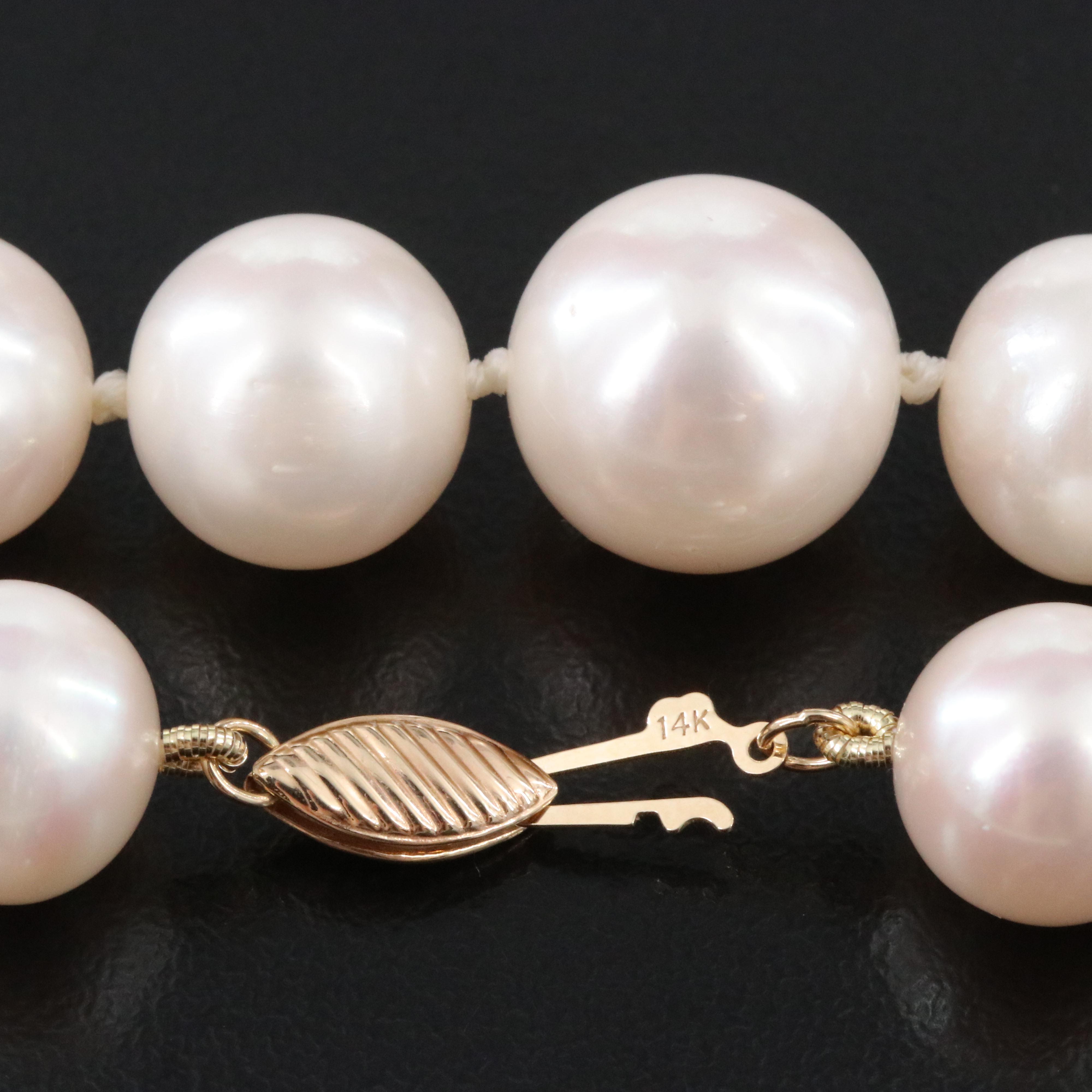 Pearl Necklace with 14K Clasp