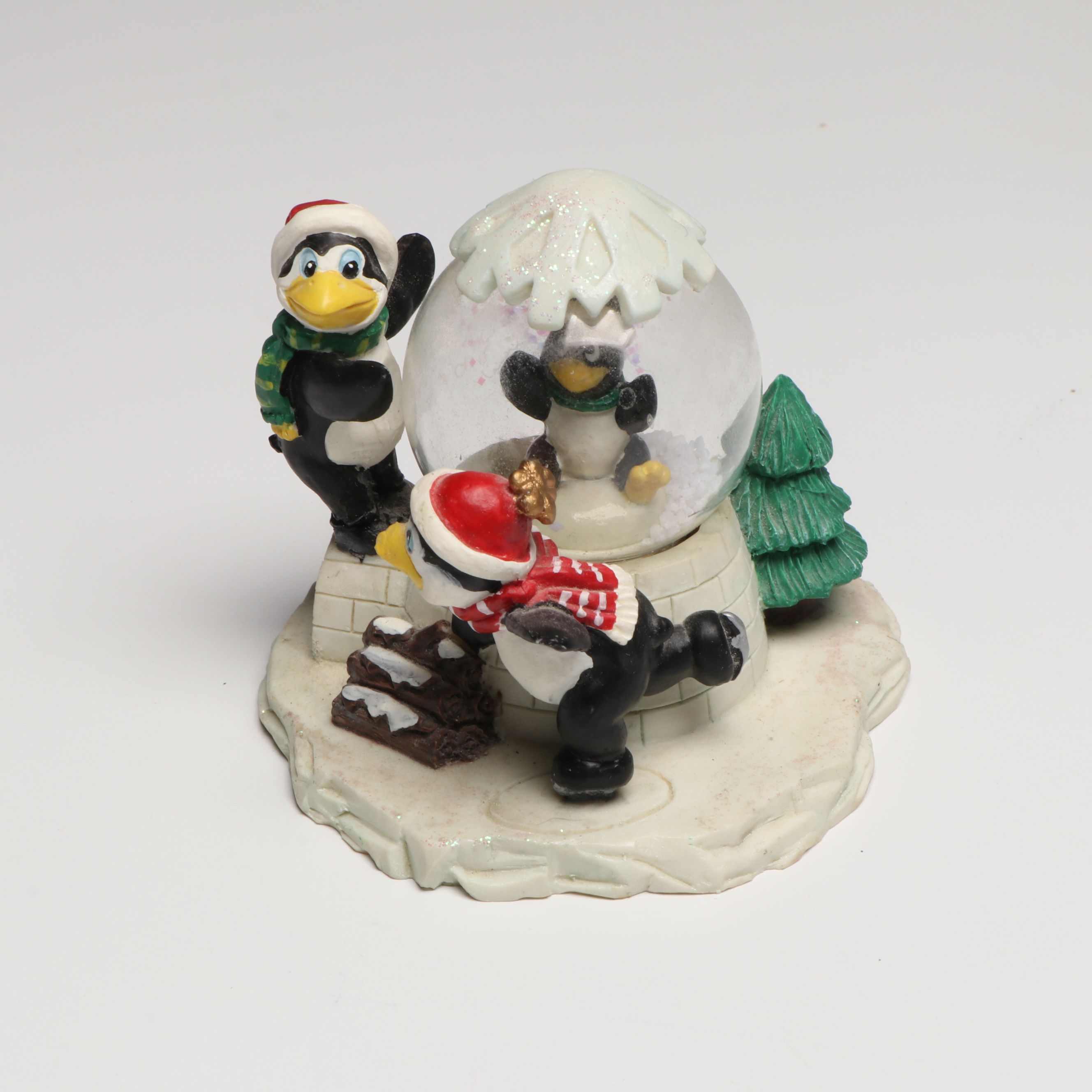 D&V Co. Talking Penguin Chatterbox Radio with Candle Toppers, More Penguin Décor