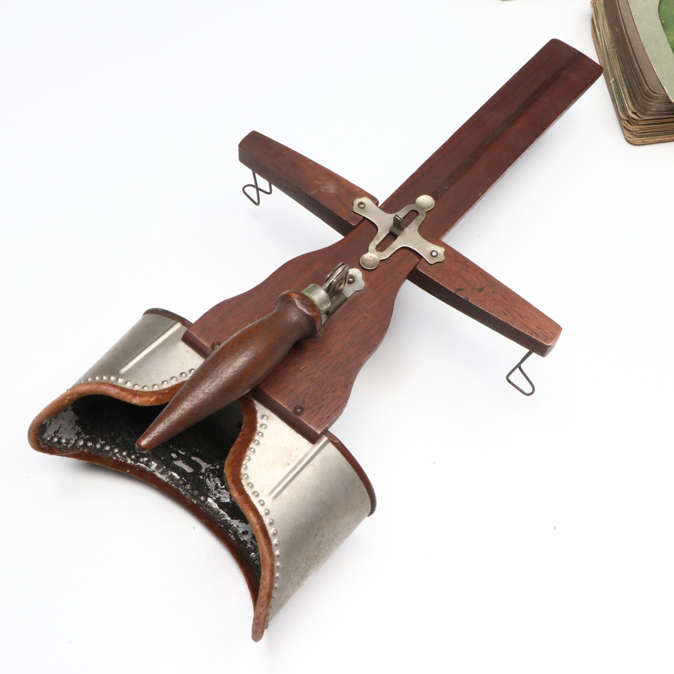 Monarch Stereoscope Viewer with Paper Slides, Early 20th Century