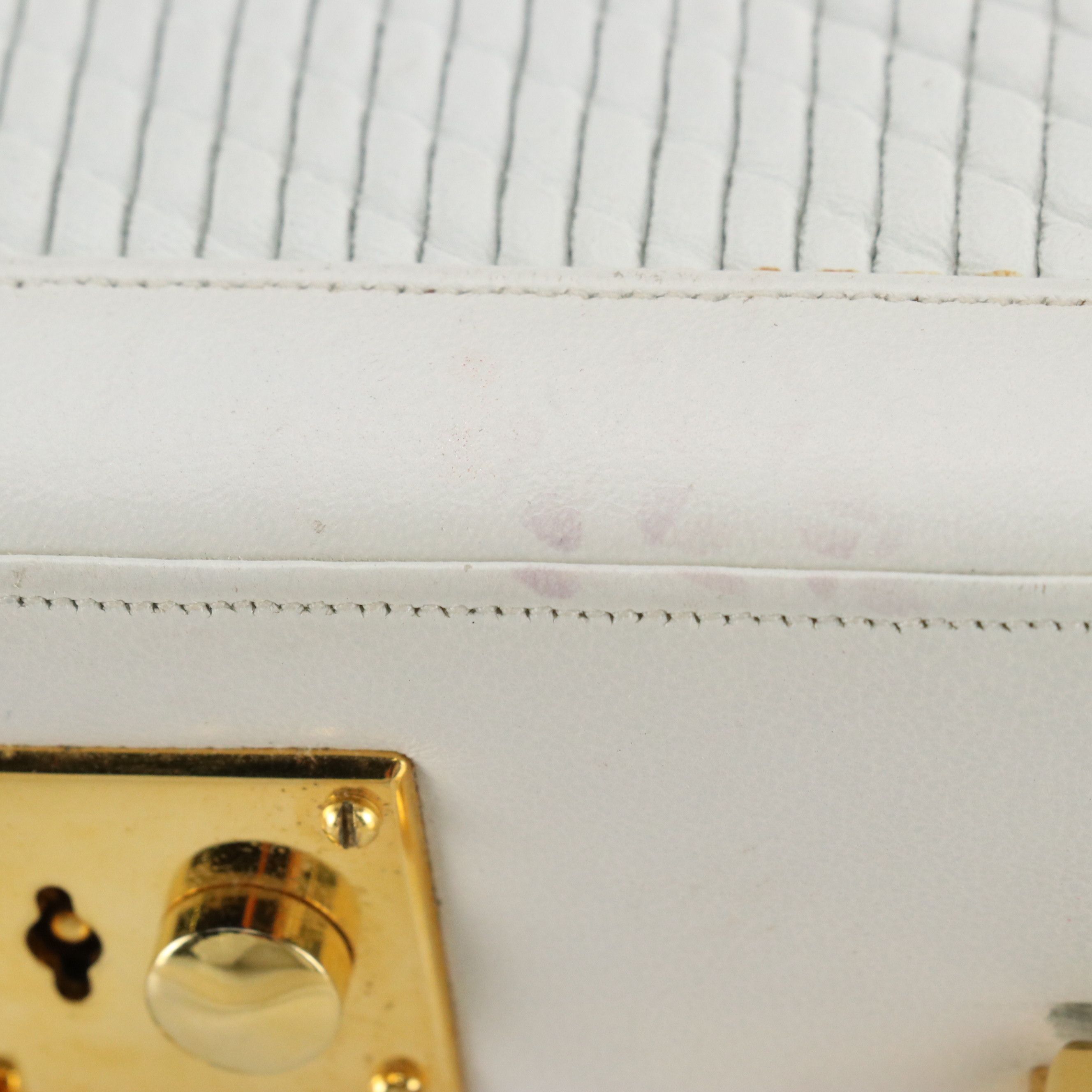 Judith Leiber Handbag in White Leather