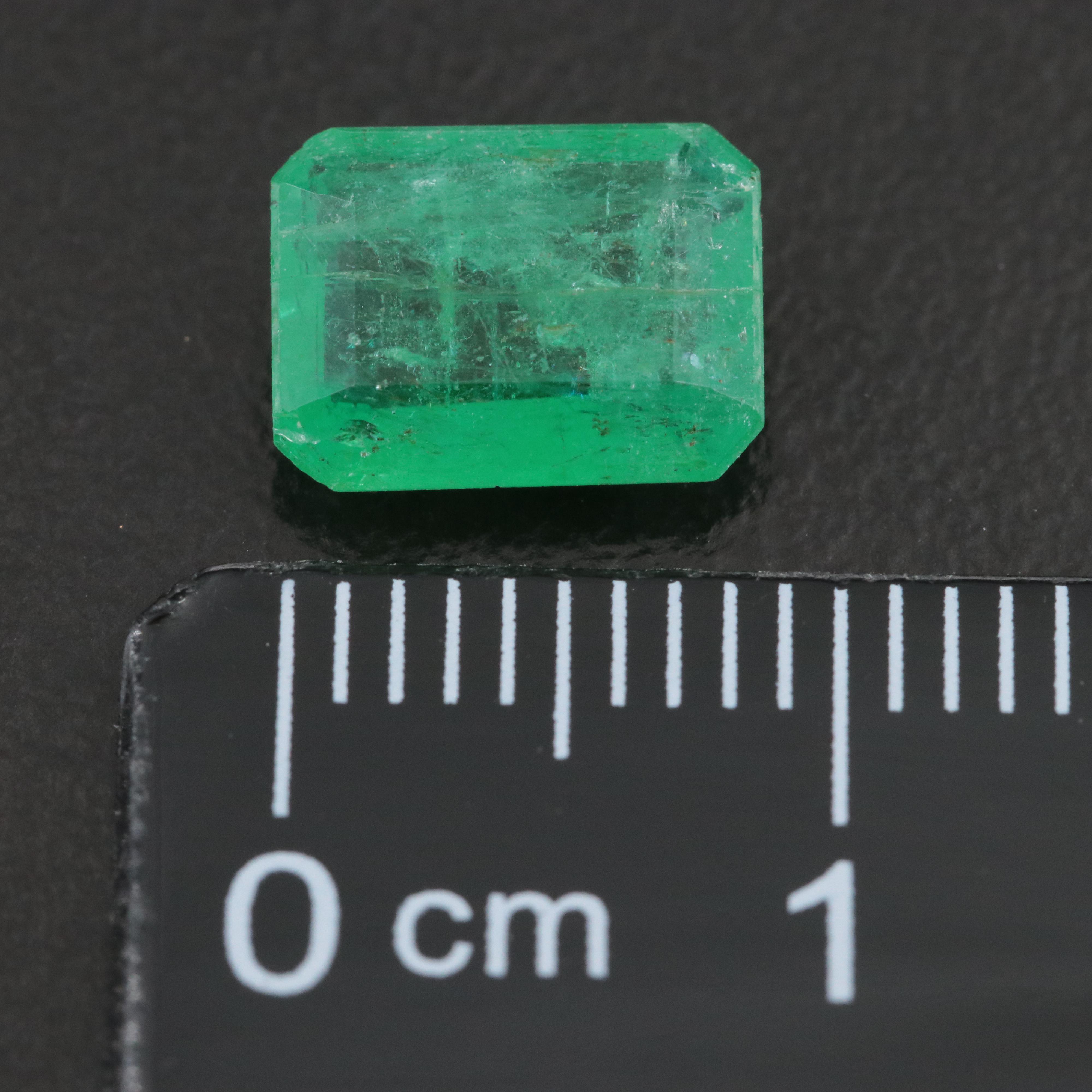 Loose 1.65 CT Emerald