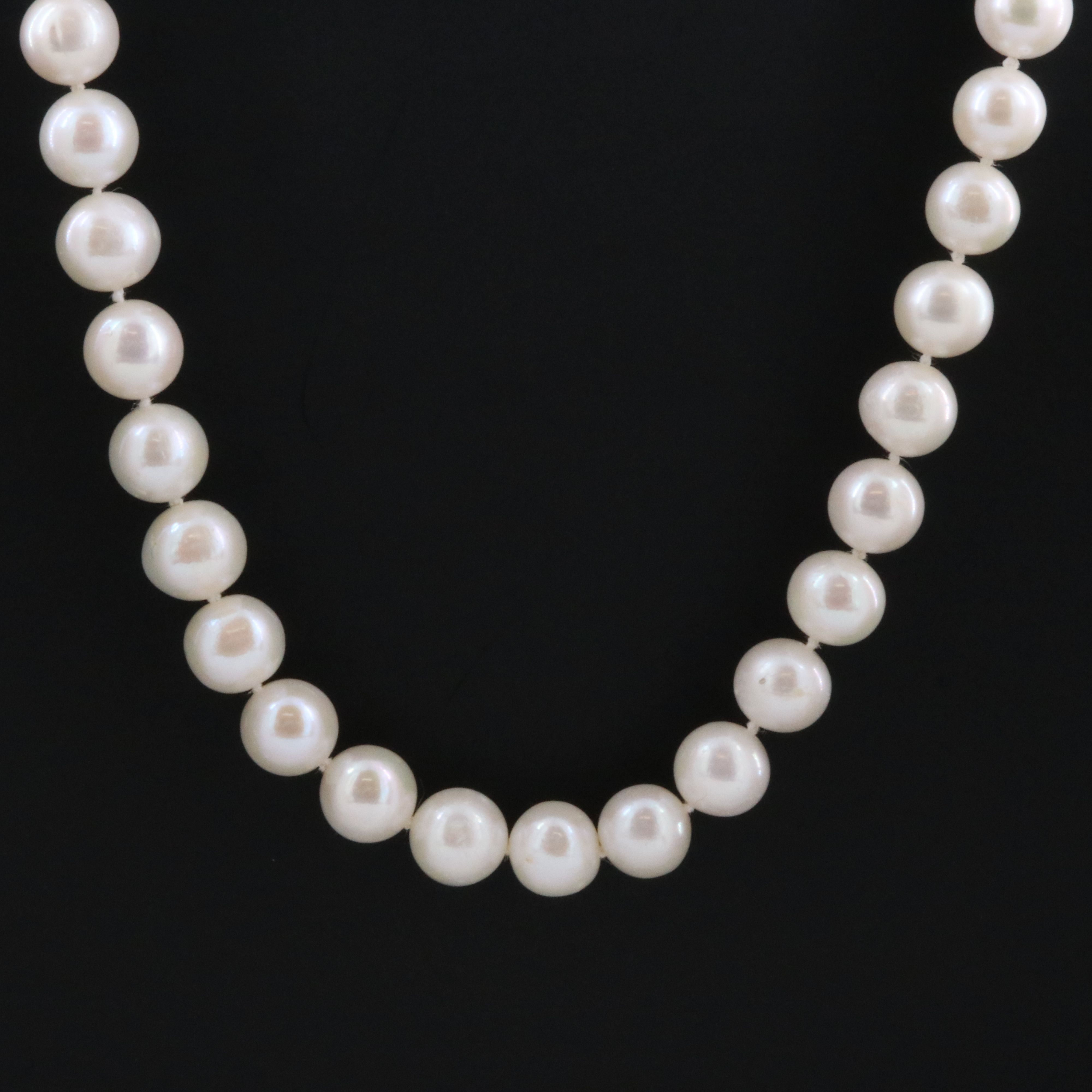 Pearl Necklace with 14K Clasp