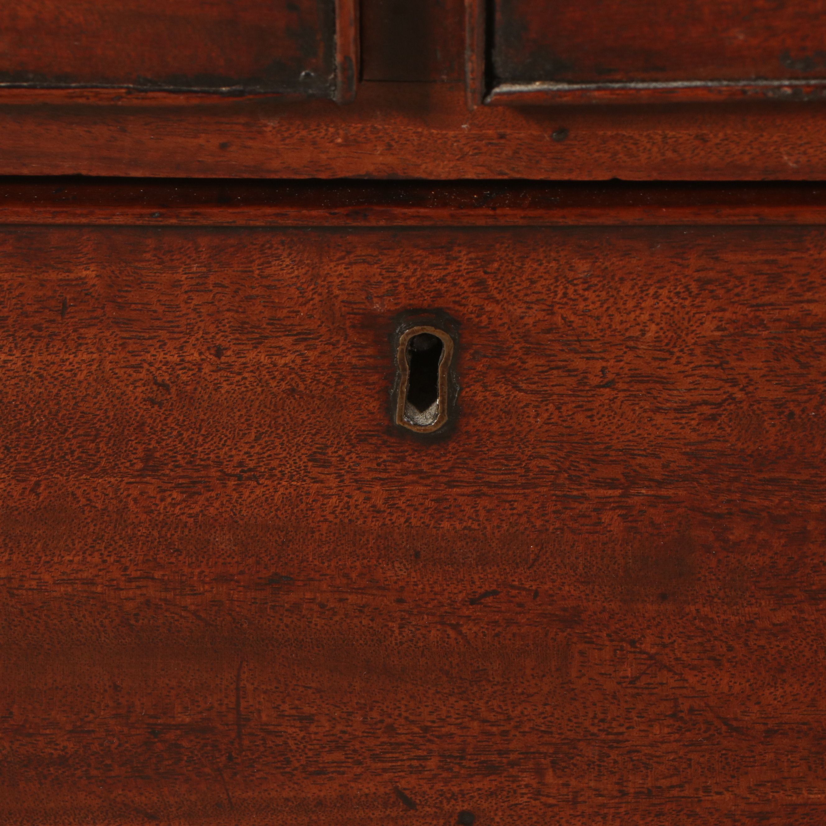Hepplewhite Style Mahogany Chest of Drawers, Late 18th to Mid-19th Century