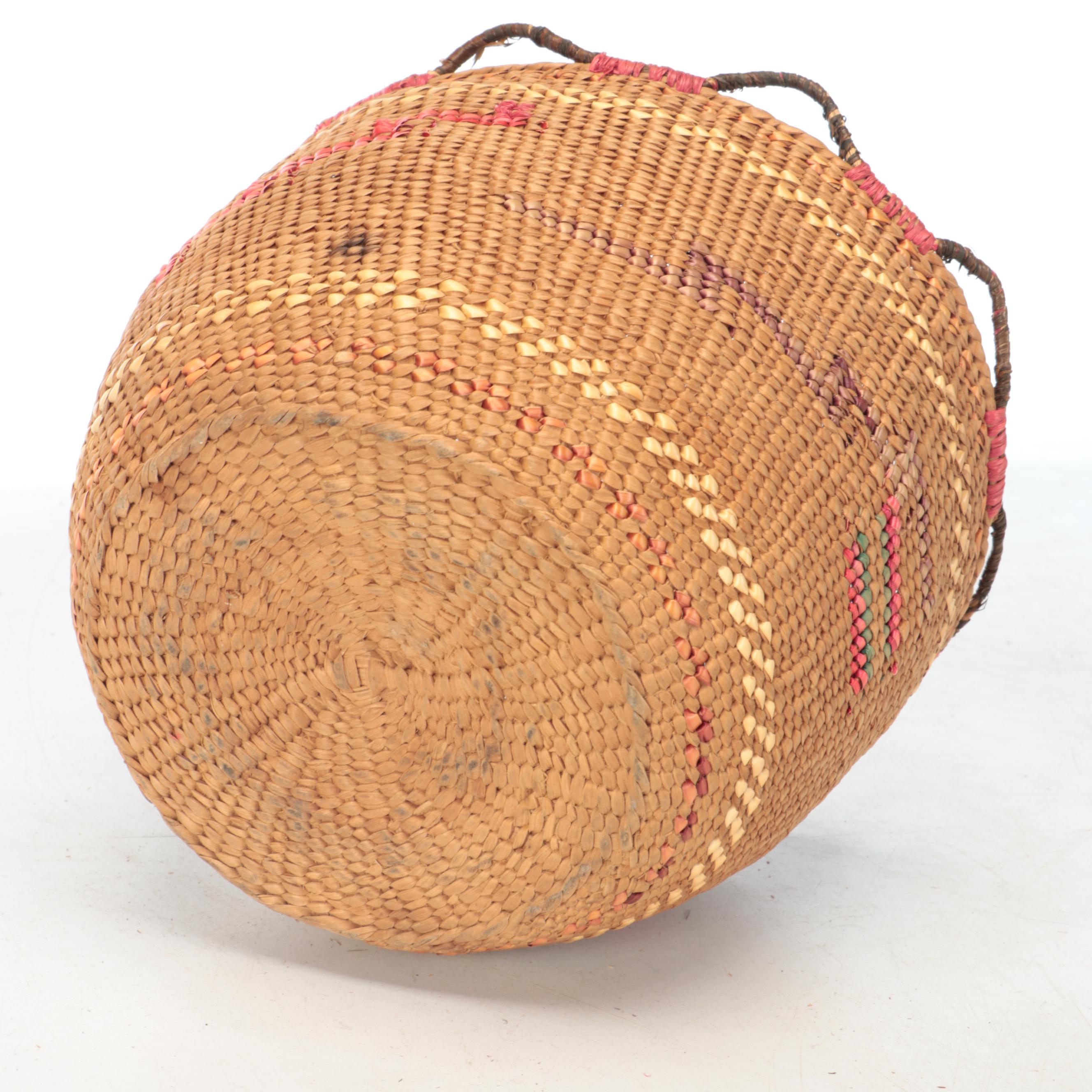 Olympic Peninsula Dyed Beargrass and Spruce Root Quinault Basket, 1920s