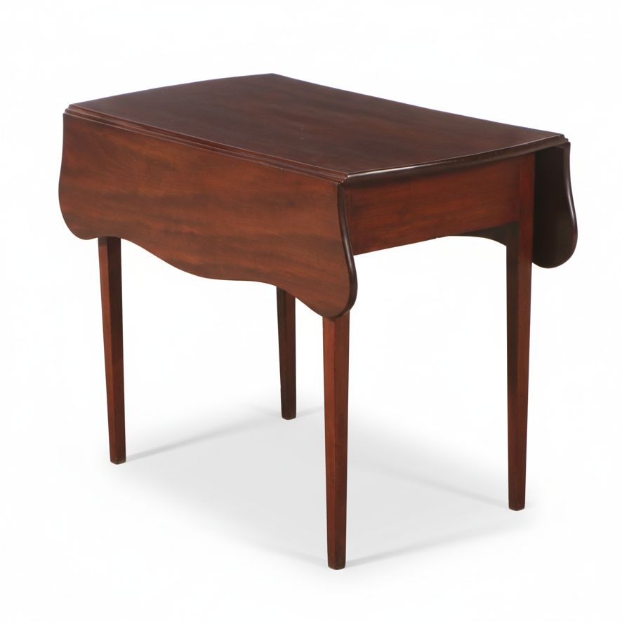 Federal Style Mahogany Butterfly Drop Leaf Table, 19th Century